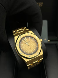 Thumbnail for Audemars Piguet Royal Oak Jumbo (Ref# 16202BA.OO.1240BA.02) - WatchesOff5thWatch