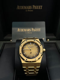 Thumbnail for Audemars Piguet Royal Oak Jumbo (Ref# 16202BA.OO.1240BA.02) - WatchesOff5thWatch