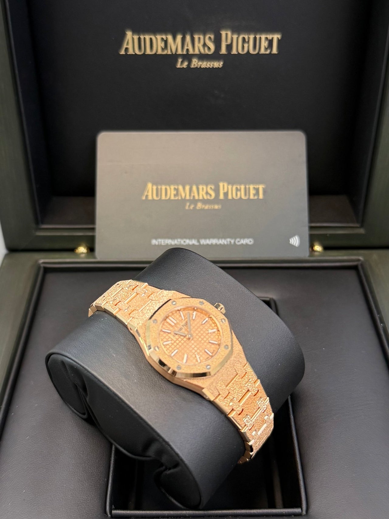 Audemars Piguet ROYAL OAK MINI FROSTED GOLD QUARTZ Ref. 67630OR.GG.1312OR.01 - WatchesOff5thWatch
