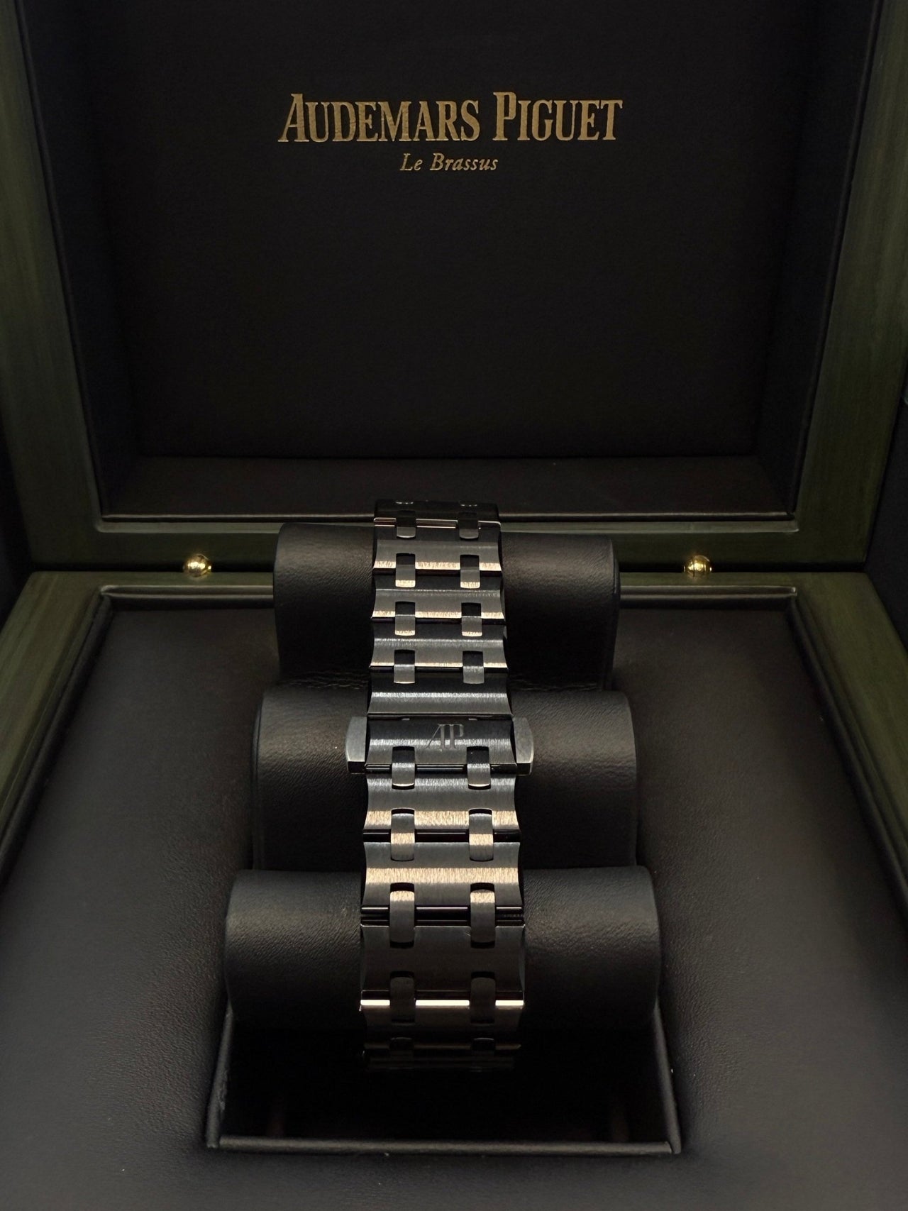 Audemars Piguet Royal Oak Offshore Chronograph Selfwinding Chronograph 42mm Black Dial Ceramic 26238CE.OO.1300CE.01 - WatchesOff5thWatch