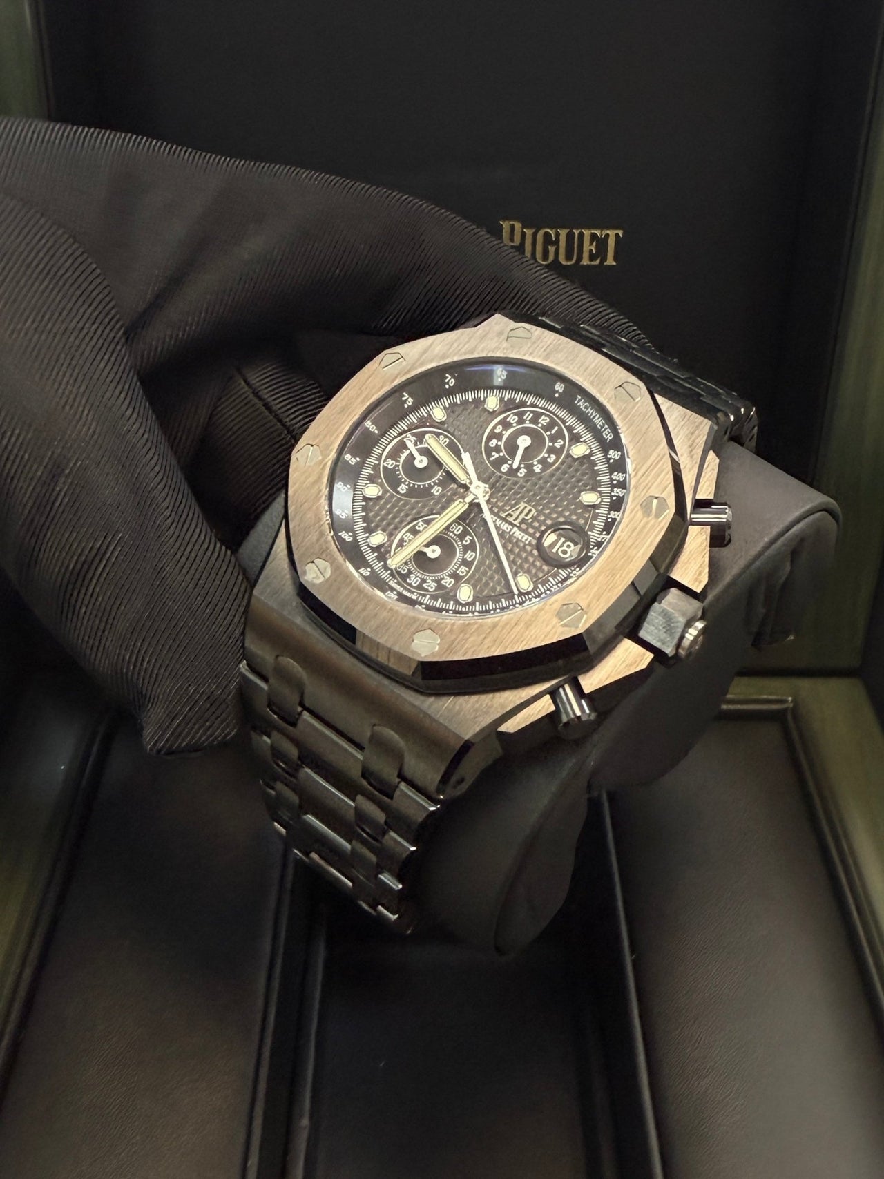 Audemars Piguet Royal Oak Offshore Chronograph Selfwinding Chronograph 42mm Black Dial Ceramic 26238CE.OO.1300CE.01 - WatchesOff5thWatch