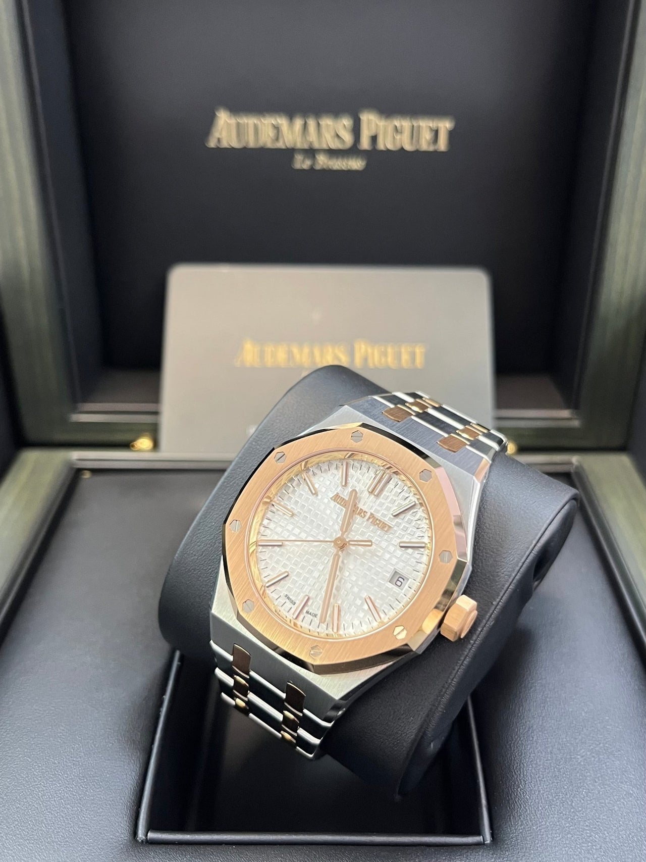 Audemars Piguet Royal Oak Selfwinding "50th Anniversary" 37mm 15550SR.OO.1356SR.01 - WatchesOff5thWatch