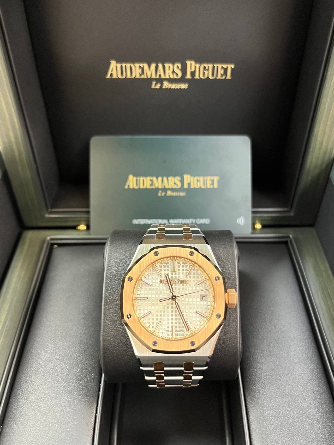 Audemars Piguet Royal Oak Selfwinding "50th Anniversary" 37mm 15550SR.OO.1356SR.01 - WatchesOff5thWatch