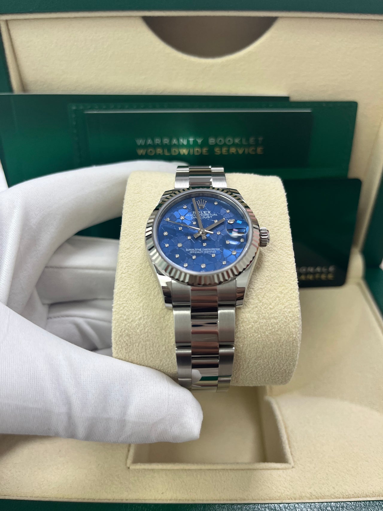 Rolex Datejust 31mm New 2022 Model Oystersteel and White Gold Oyster Bracelet (Reference 278274)