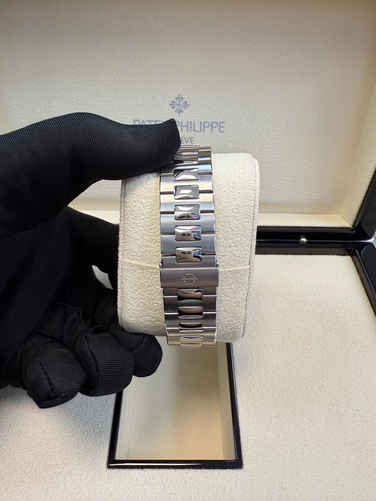 Patek Philippe Nautilus Annual Calendar 5726/1A - 001 - WatchesOff5thWatch