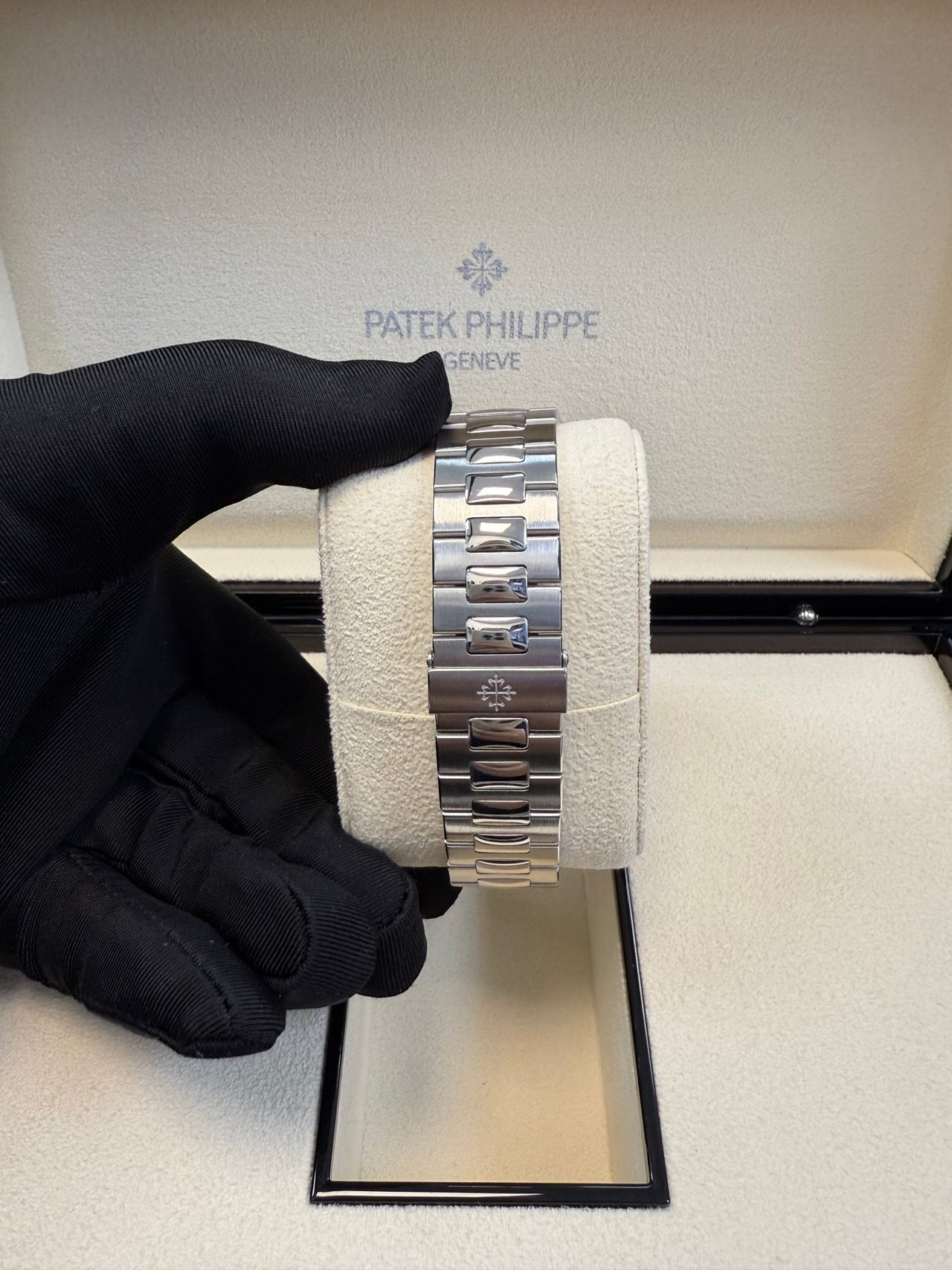 Patek Philippe Nautilus Chronograph White Dial 5980/1A - 019 - WatchesOff5thWatch