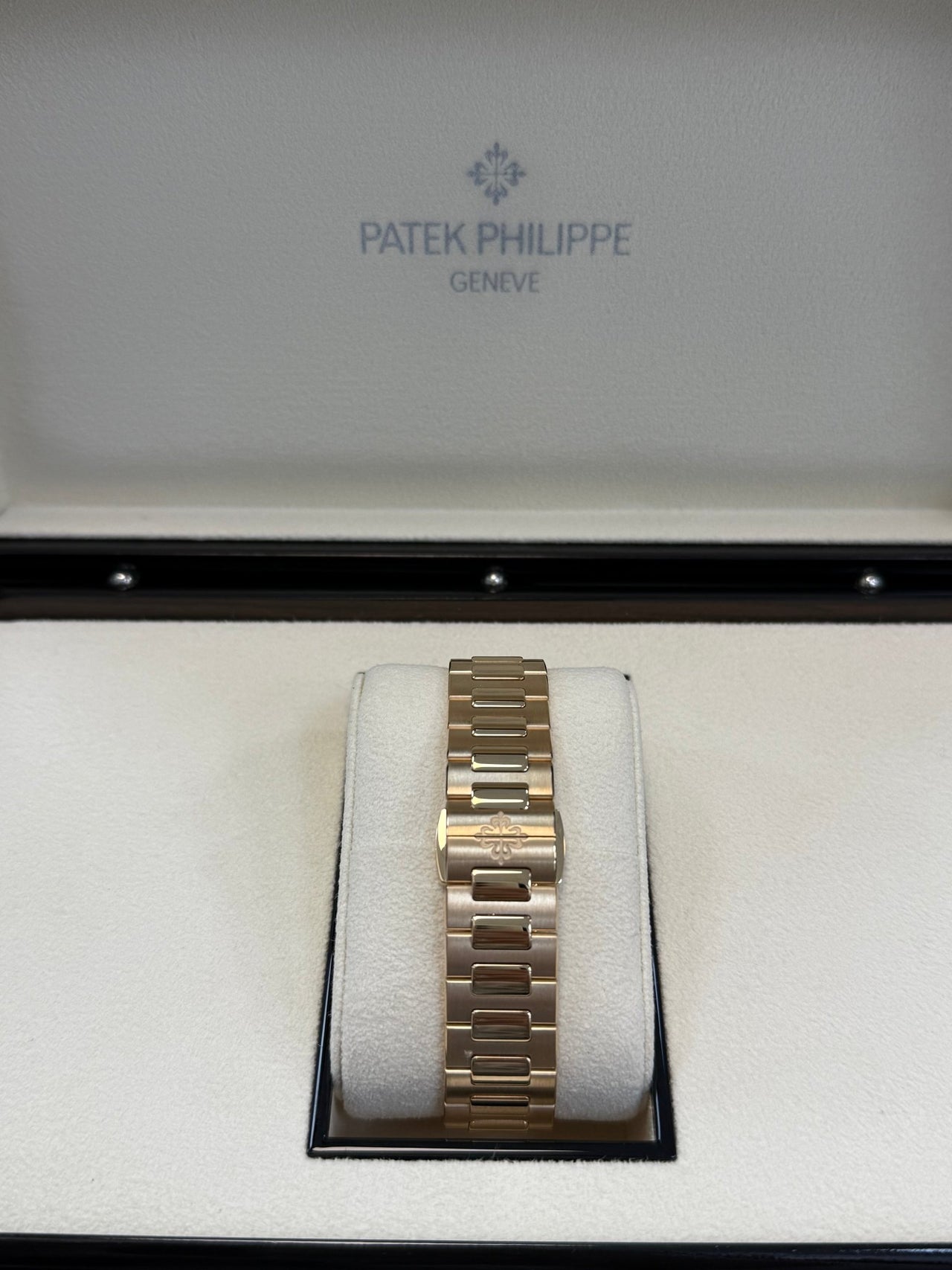 Patek Philippe Nautilus Rose Gold (Ref#7118/1200R - 010) - WatchesOff5thWatch