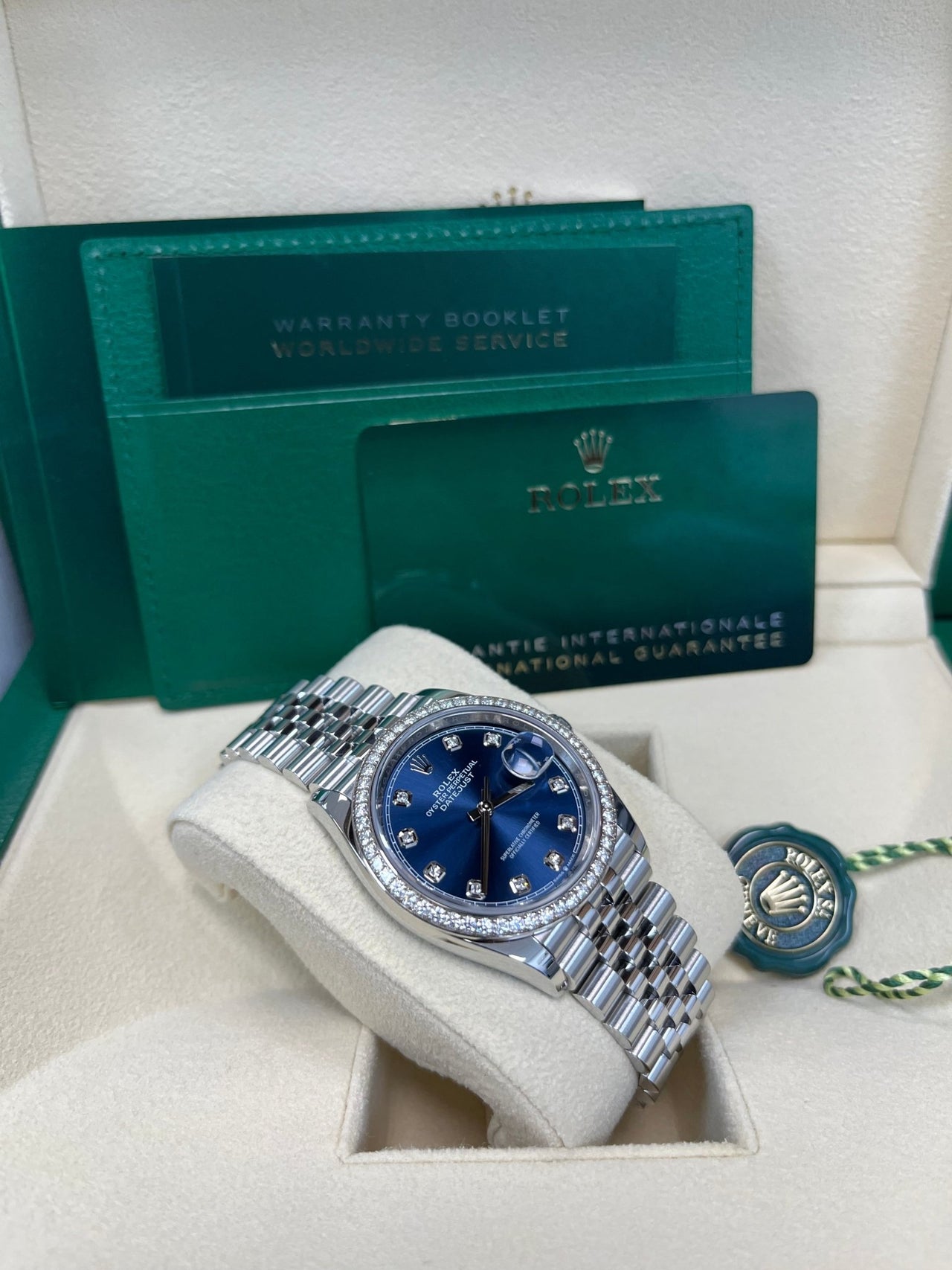 Rolex Datejust 36 Bright Blue Diamond Dial & Diamond Bezel Jubilee Bracelet 126284RBR - WatchesOff5th