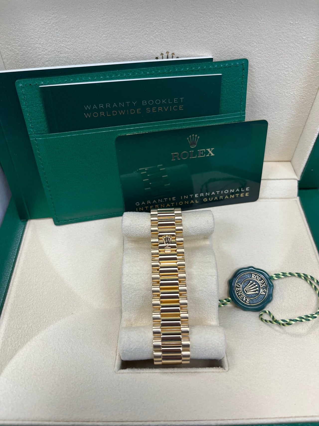 Rolex Day - Date 36 36mm NEW RELEASE 2024 Day - Date 36 GREEN BAGUETTE DIAL 128238 - WatchesOff5thWatch