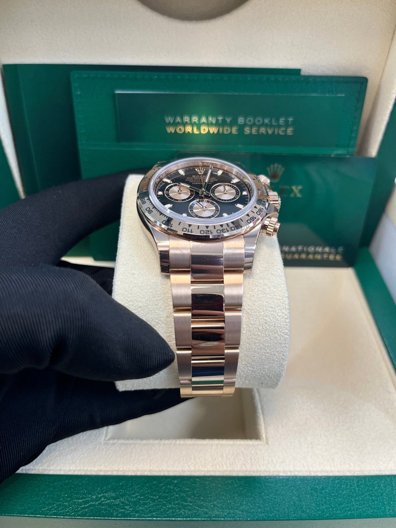 Rolex Daytona Everose Gold Cosmograph/ Black Index Dial (Ref# 116505) - WatchesOff5thWatch