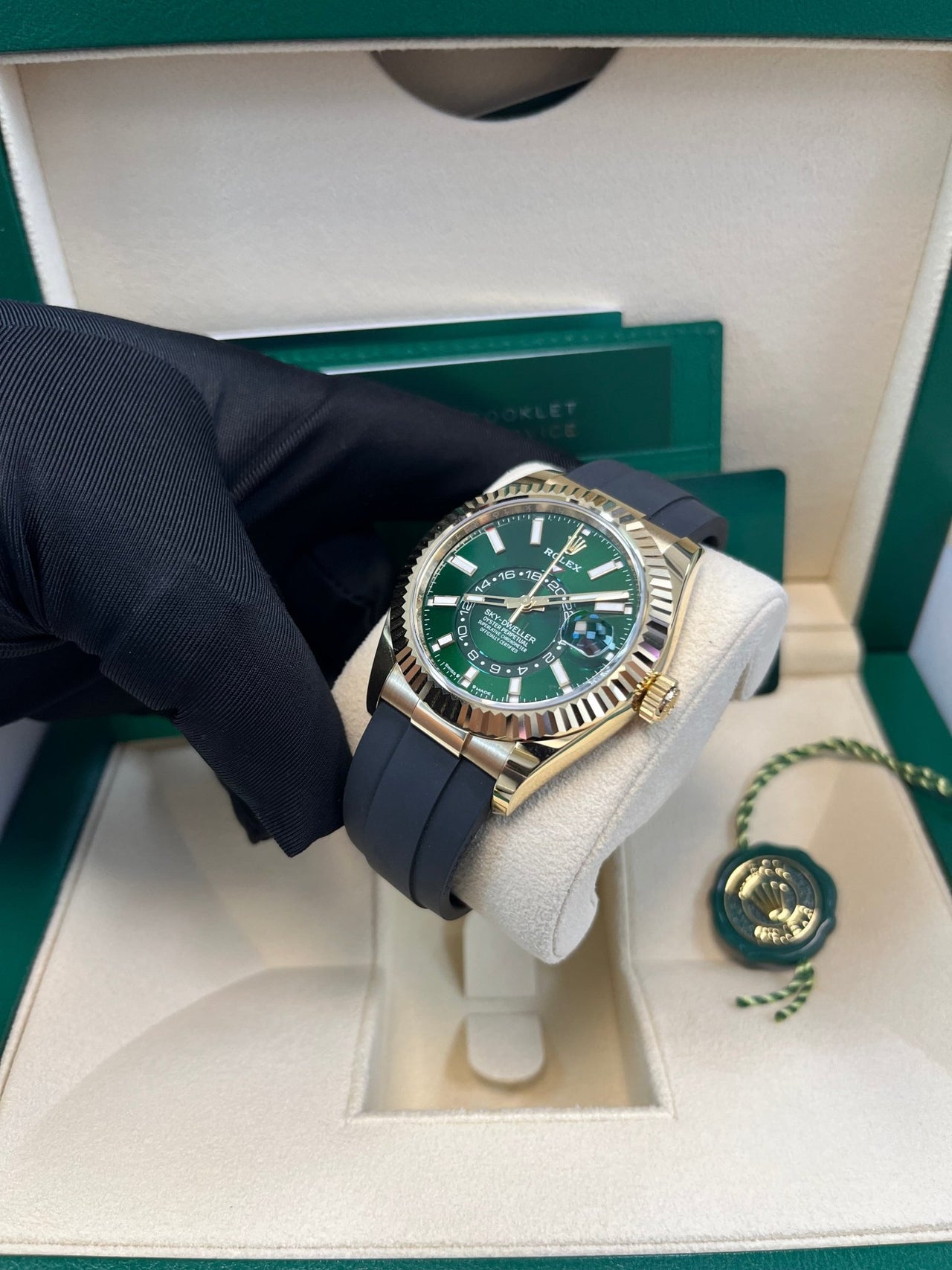 Rolex Sky - Dweller New Release 2025 Sky - Dweller 336238 Yellow Gold Bright Green Dial Oysterflex - WatchesOff5th