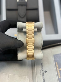 Thumbnail for Vacheron Constantin Historiques 222 4200H/222J - B935 37 mm Yellow Gold - WatchesOff5thWatch