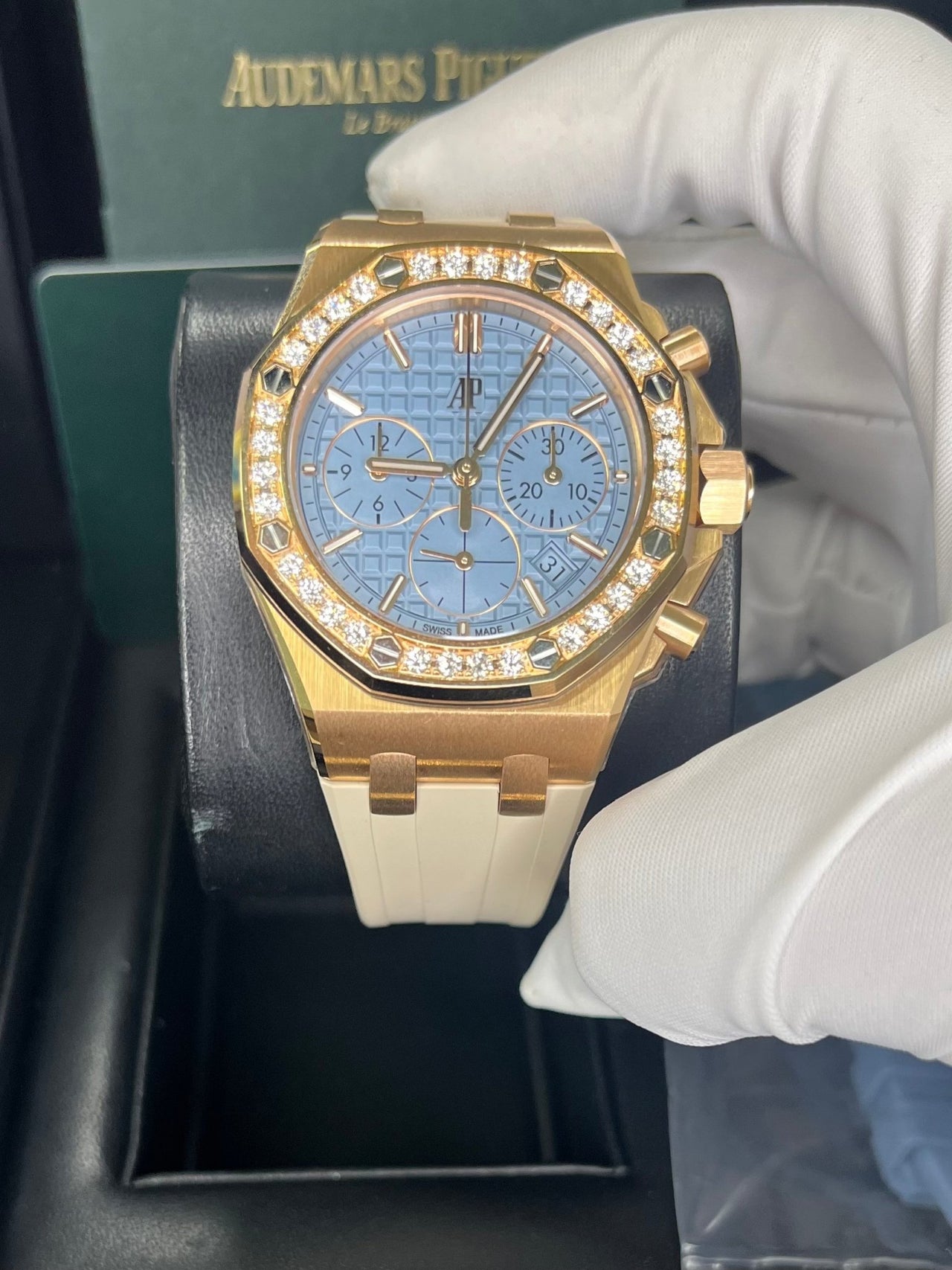 Audemars Piguet Royal Oak Offshore Lady Selfwinding Chronograph 37 mm 26231OR.ZZ.A085CA.01 - WatchesOff5th