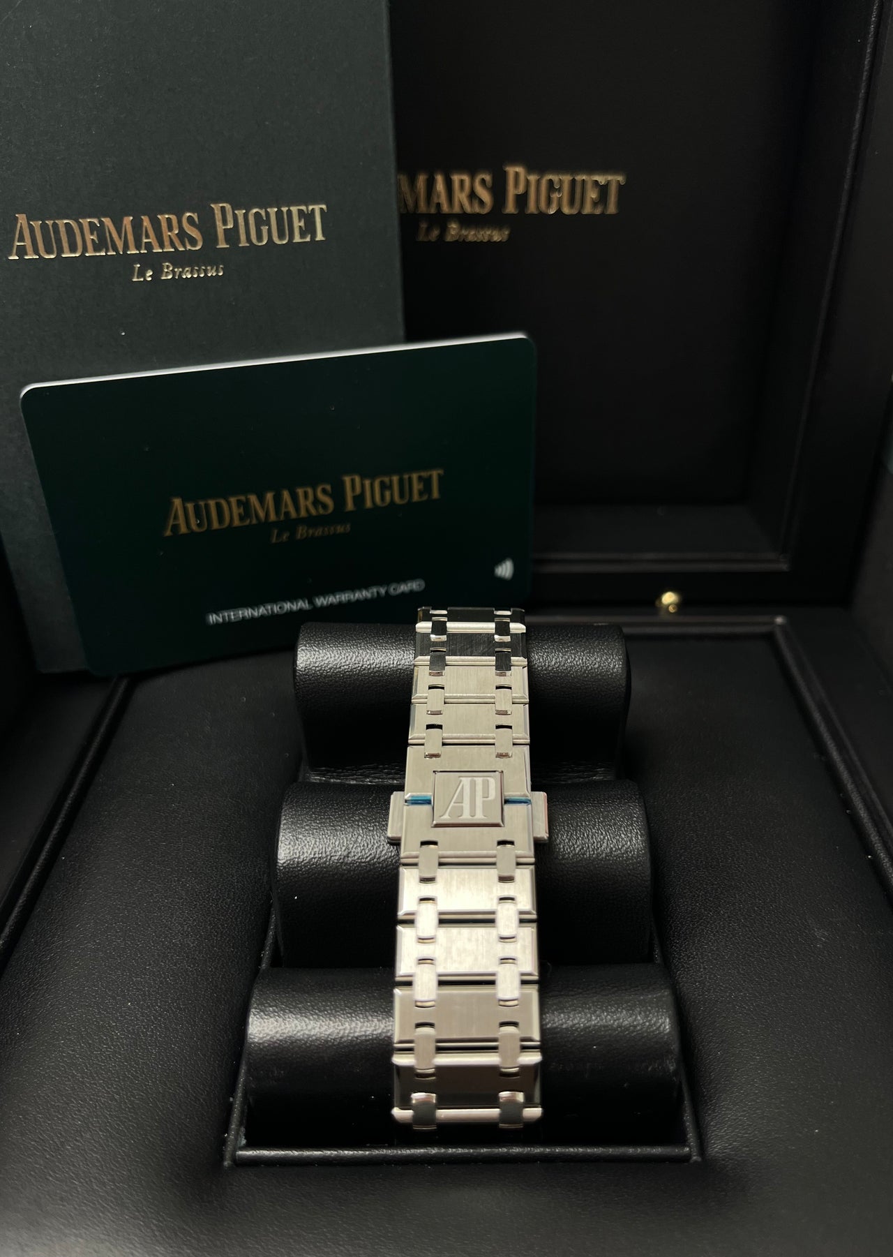 Audemars Piguet Royal Oak Jumbo 16202ST.OO.1240ST.01