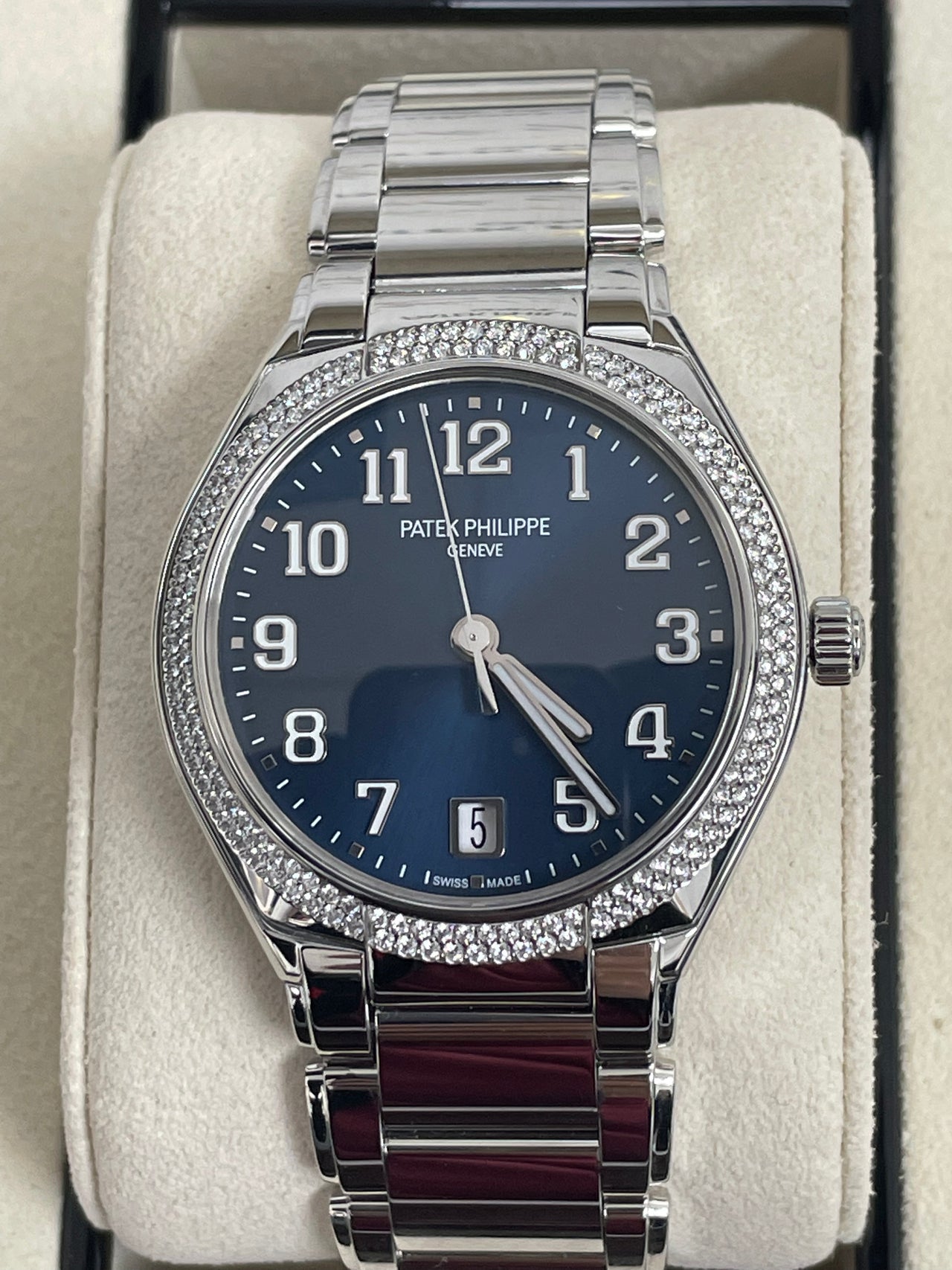 Automatic Round Watch