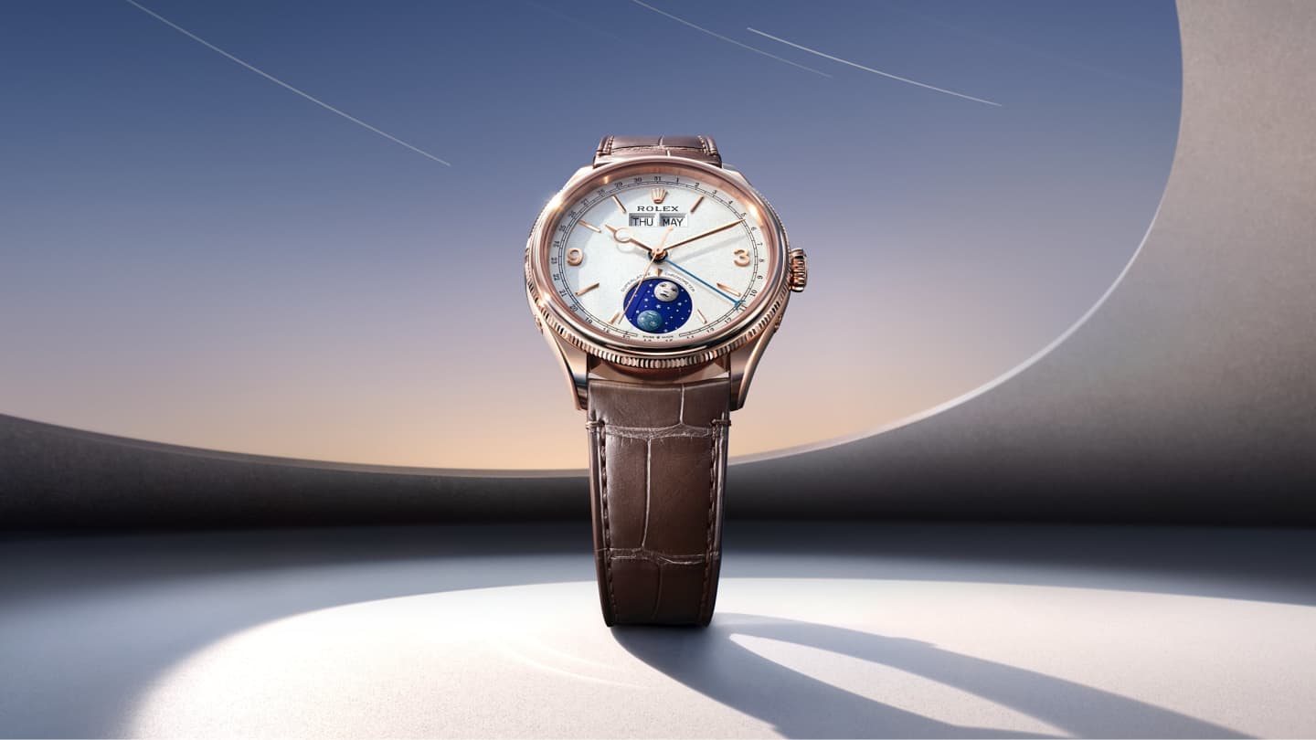 Rolex Perpetual Padellone m53505-0002 in Everose gold with white dial and moonphase on a brown alligator strap