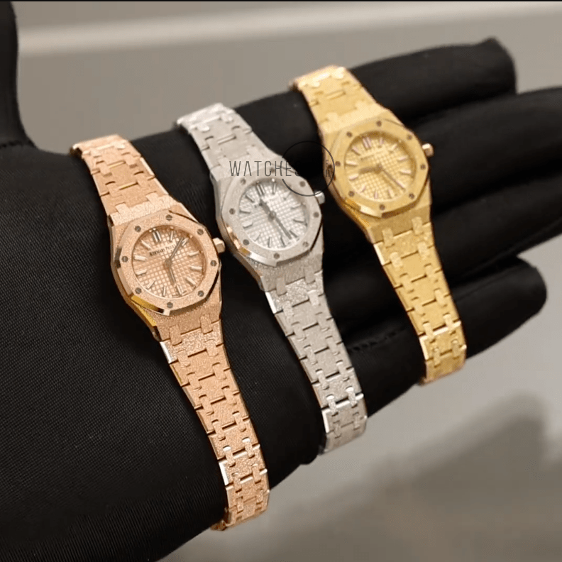 Video: Unboxing EACH AP Mini Frosted Royal Oak | Gold, Rose, White Gold - WatchesOff5th