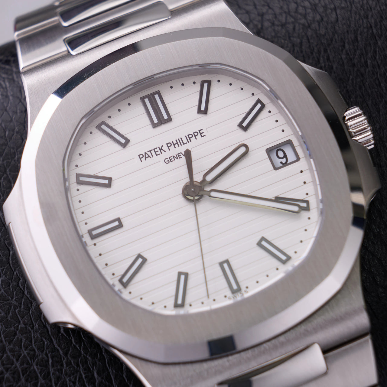 Patek Philippe Nautilus 40mm Stainless Steel White Dial (Ref 5711/1A-011) - close-up of the white embossed dial and applied hour markers