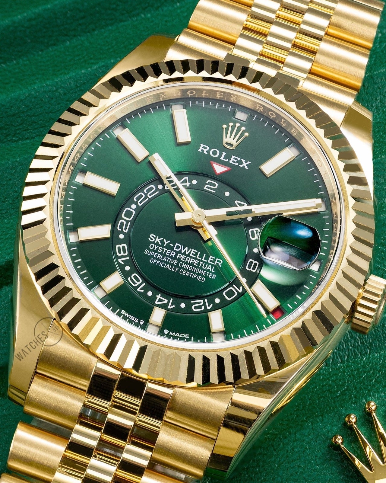 2025 New Release Rolex Sky - Dweller Yellow Gold 42mm – Bright Green Dial (Ref. 336938) - WatchesOff5thWatch