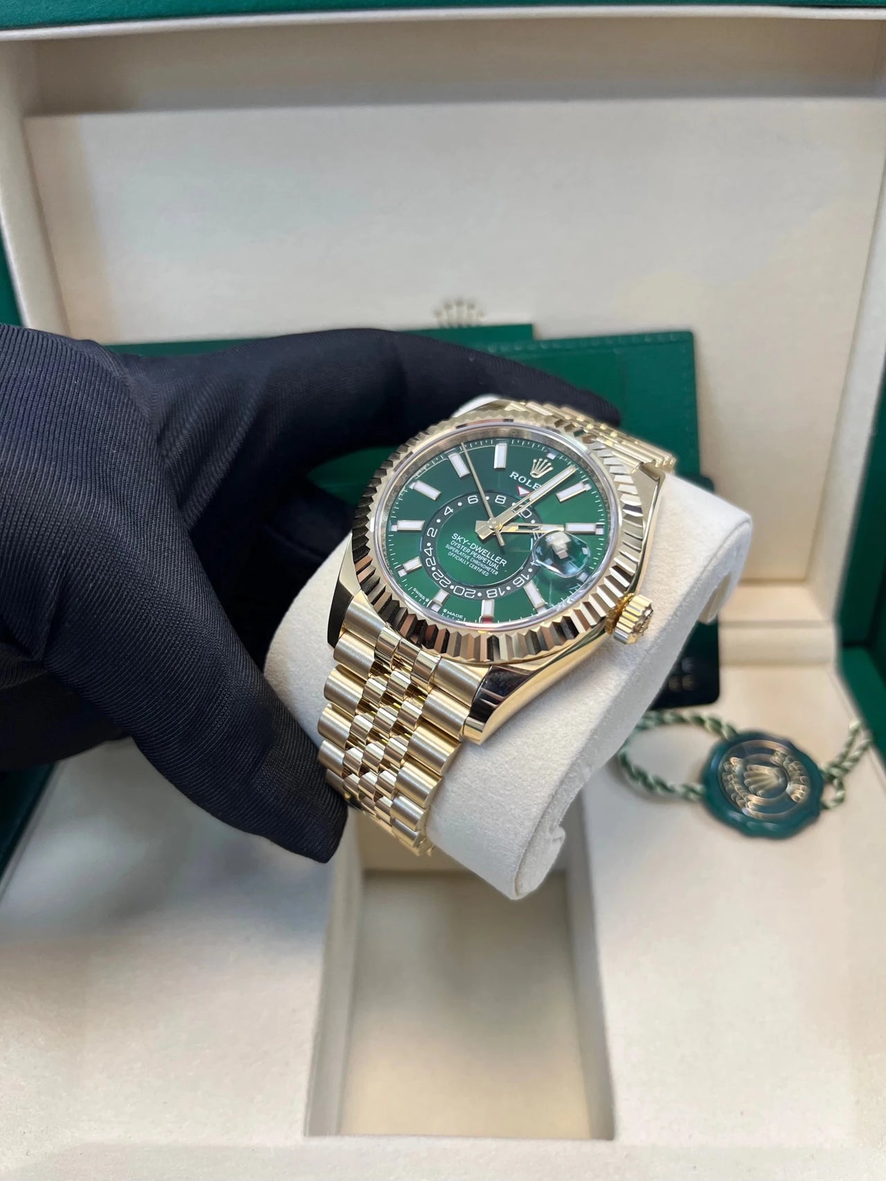 Rolex Sky-Dweller Yellow Gold 42mm Bright Green Dial | 336938
