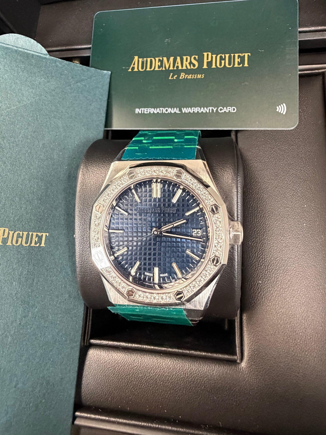 Audemars Piguet Royal Oak Selfwinding Blue DIal 15551ST.ZZ.1356ST.05