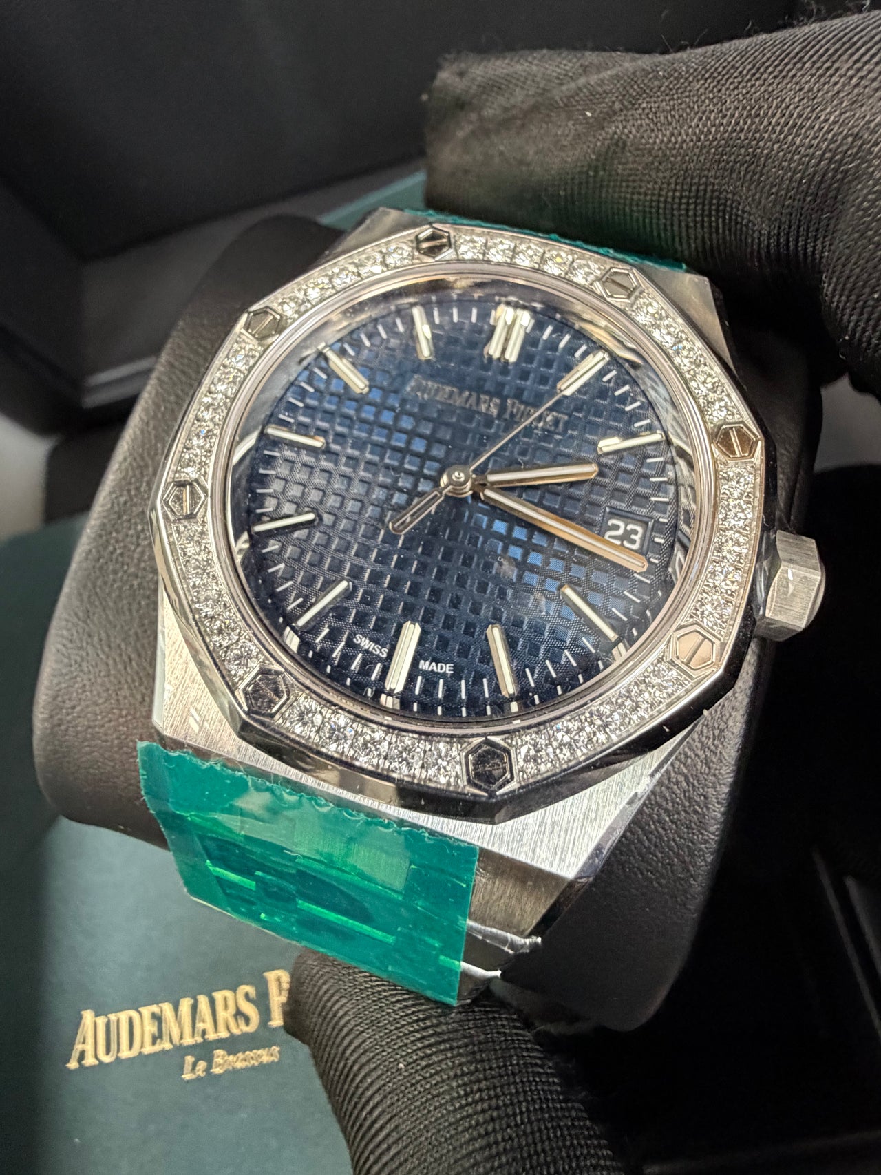 Audemars Piguet Royal Oak Selfwinding Blue DIal 15551ST.ZZ.1356ST.05
