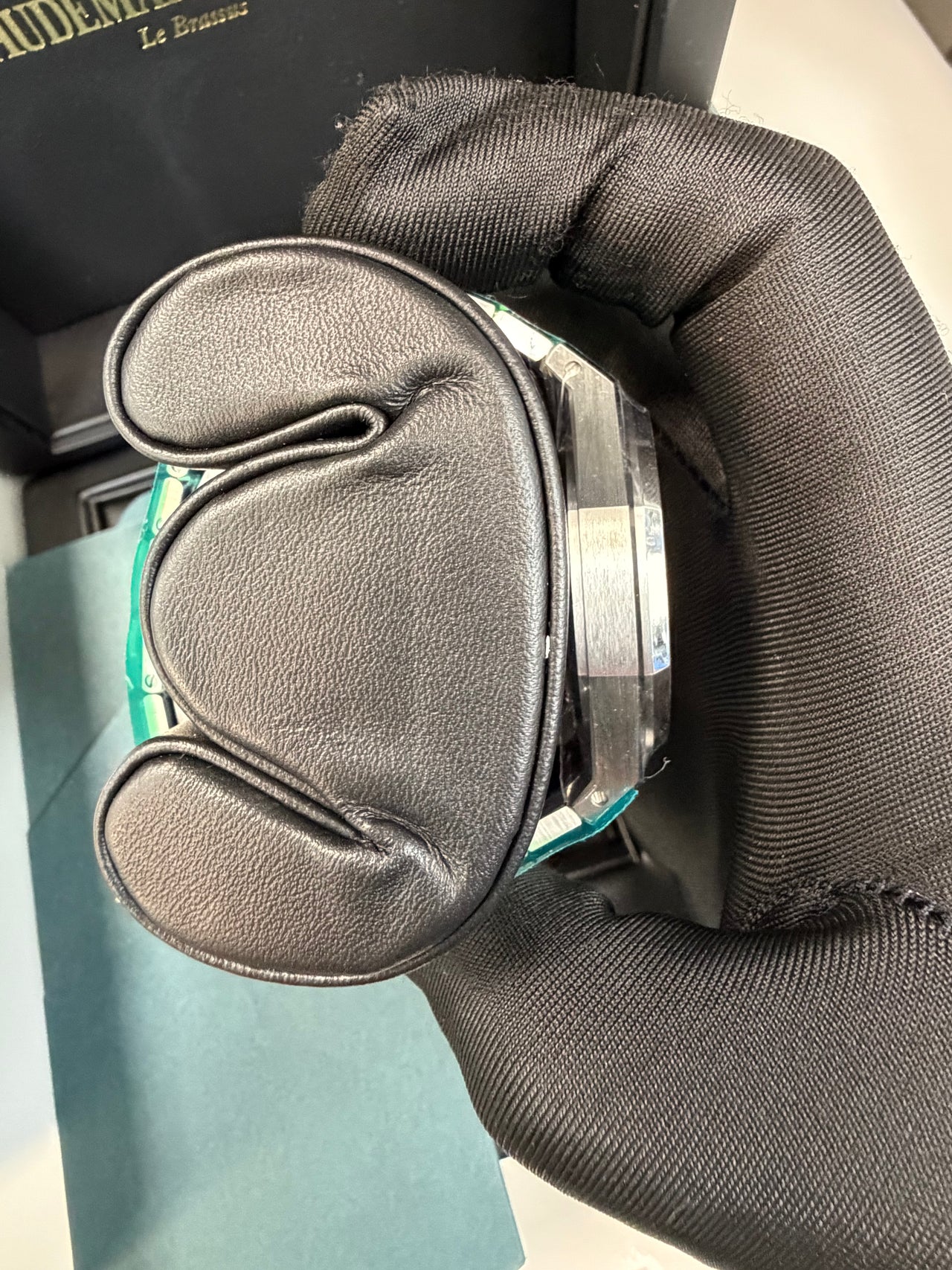 Audemars Piguet Royal Oak Selfwinding Blue DIal 15551ST.ZZ.1356ST.05