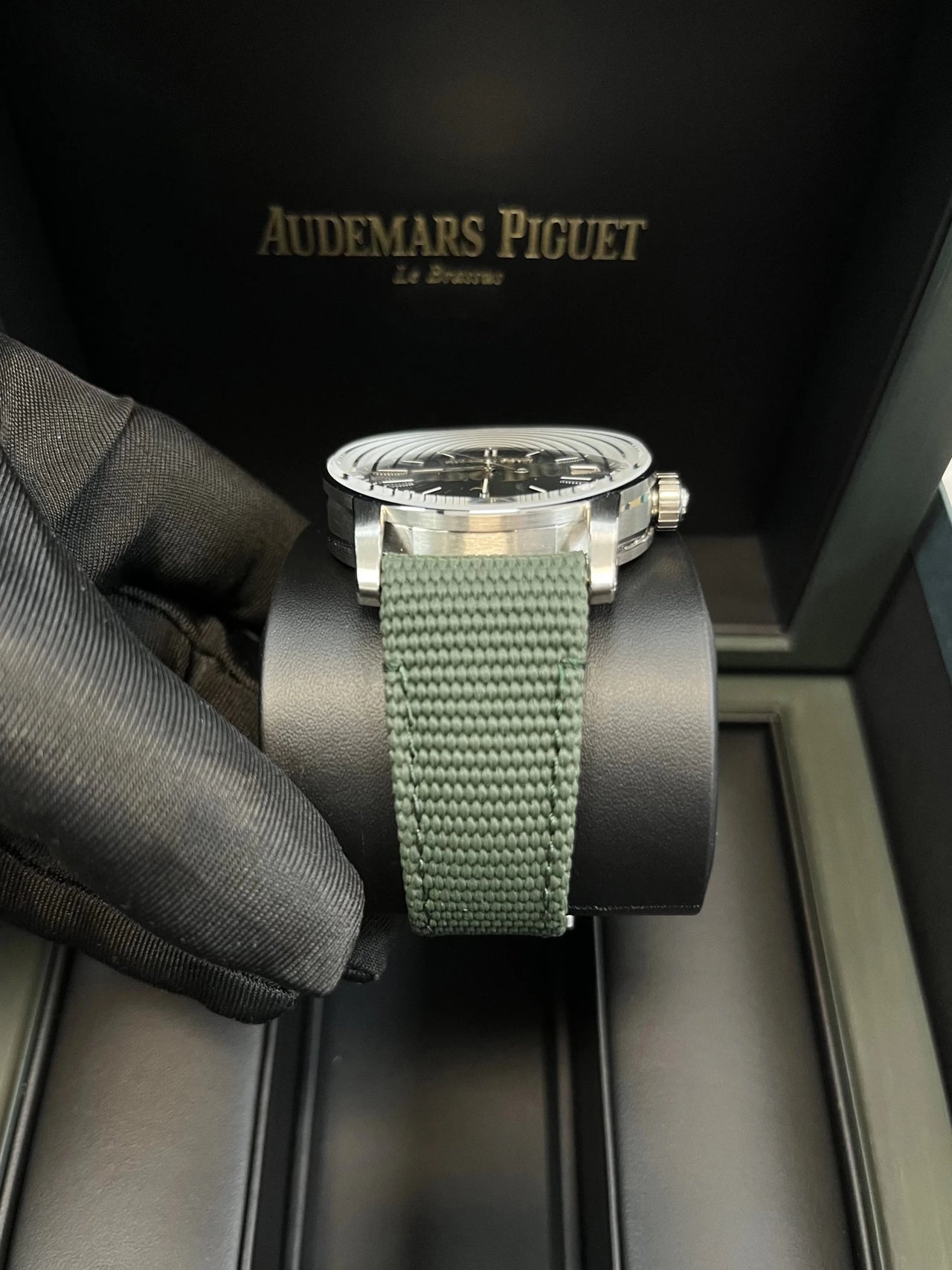 Audemars Piguet Code 11.59 Green Dial 15210ST.OO.A056KB.01 Audemars Piguet Code 11.59 Green Dial 15210ST.OO.A056KB.01