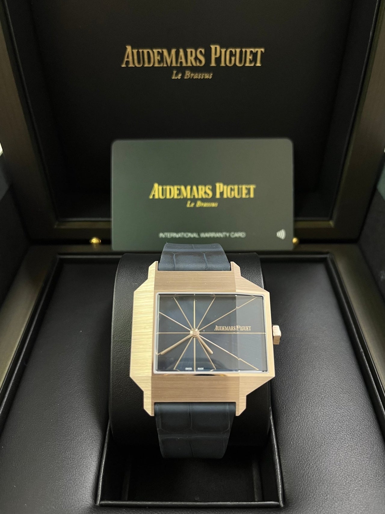 Audemars Piguet [Re]master02 Limited Edition of 250 15240SG.OO.A347CR.01 - WatchesOff5thWatch