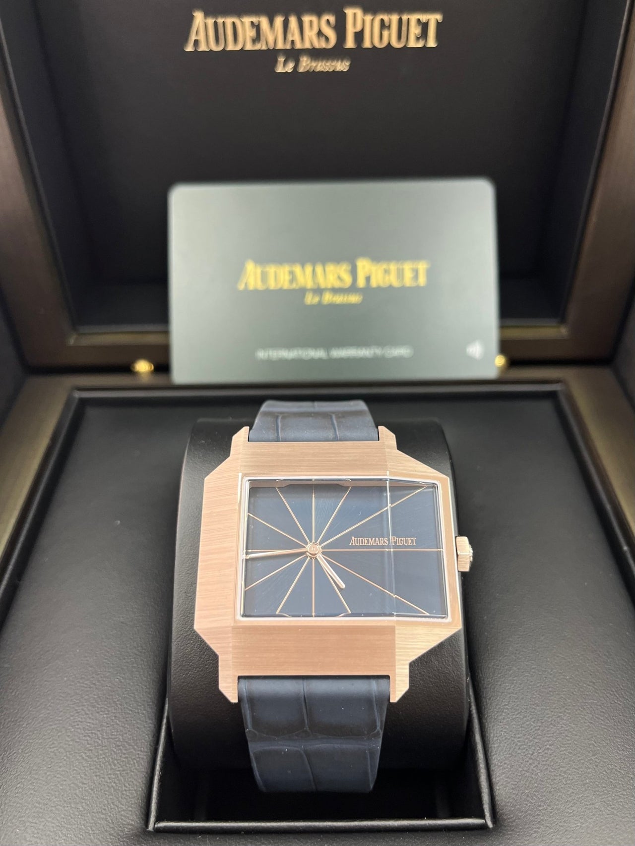 Audemars Piguet [Re]master02 Limited Edition of 250 15240SG.OO.A347CR.01 - WatchesOff5thWatch