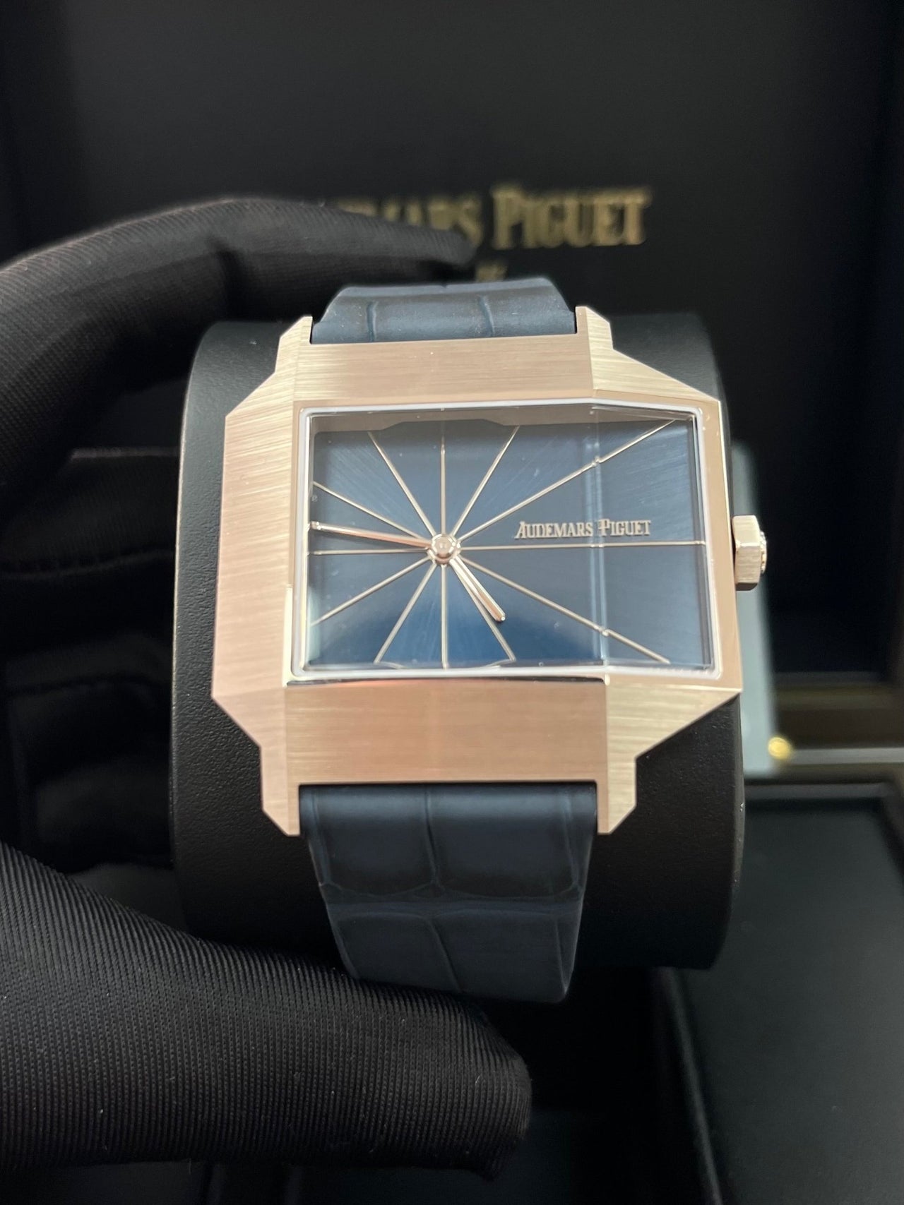 Audemars Piguet [Re]master02 Limited Edition of 250 15240SG.OO.A347CR.01 - WatchesOff5thWatch