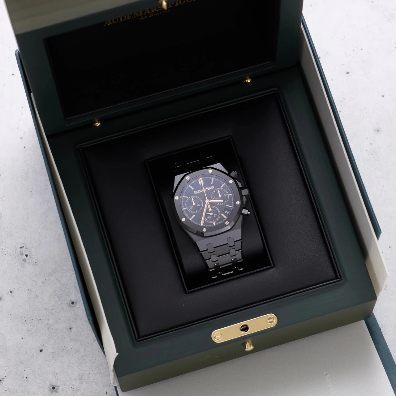 Audemars Piguet Royal Oak Chronograph 41mm Ceramic 26240CE.OO.1225CE.02 - WatchesOff5thWatch