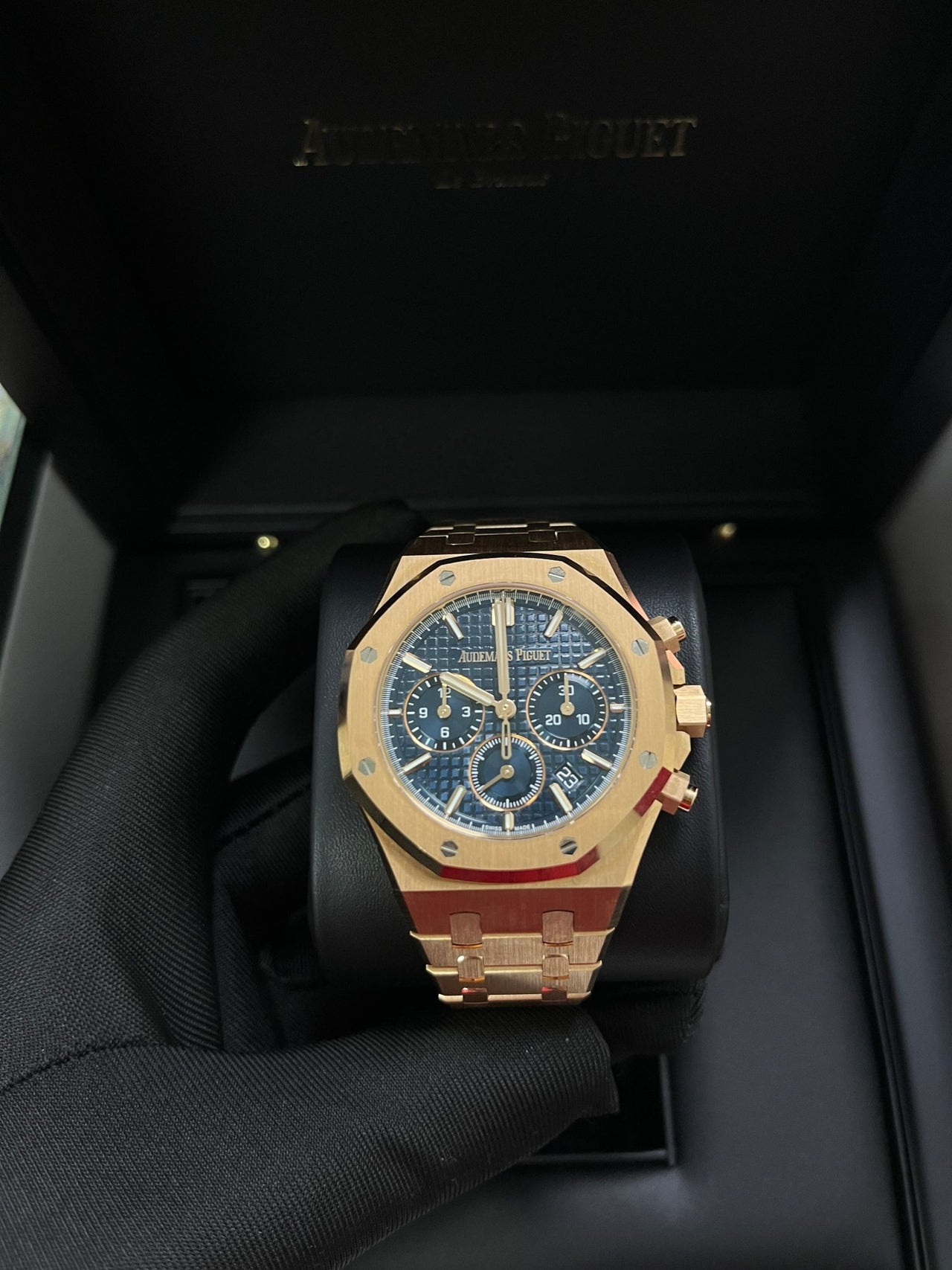 Audemars Piguet Royal Oak Chronograph Selfwinding Chronograph Blue Dial Rose gold 38mm Reference # 26715OR.OO.1356OR.01 - WatchesOff5thWatch