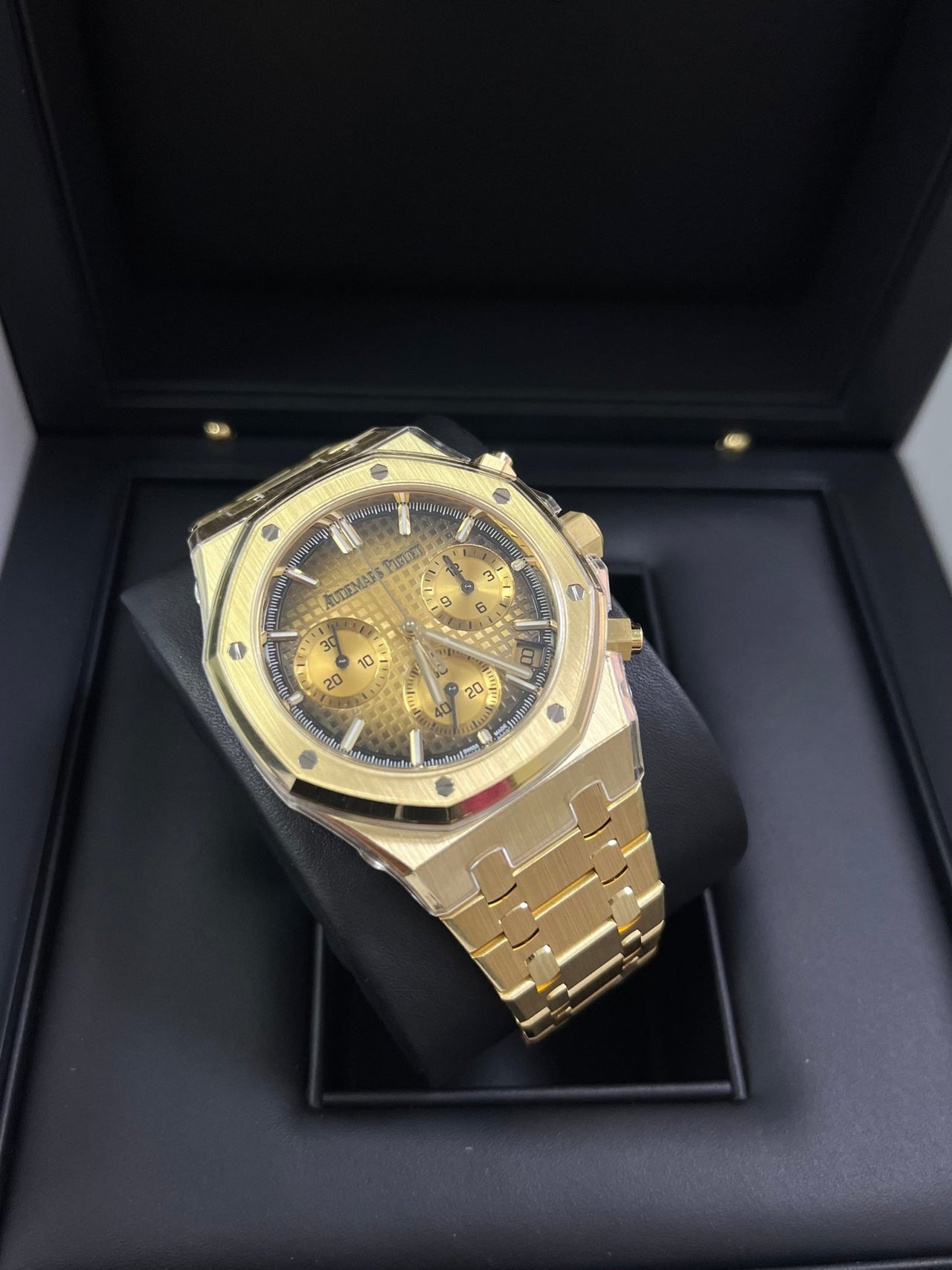 Audemars Piguet Royal Oak Chronograph Yellow Gold Smoked Champagne dial 26240BA.OO.1320BA.02 - WatchesOff5thWatch