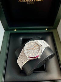 Thumbnail for Audemars Piguet Royal Oak Frosted Gold Selfwinding 77450BC.GG.1361BC.01 - WatchesOff5thWatch