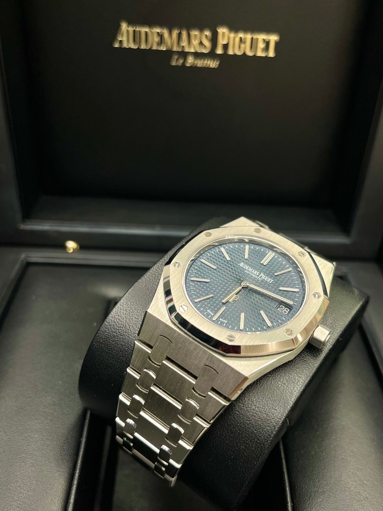 Audemars Piguet Royal Oak Jumbo 39mm Stainless Steel Jumbo Ultra - Thin Blue Dial 15202ST.OO.1240ST.01 - WatchesOff5thWatch