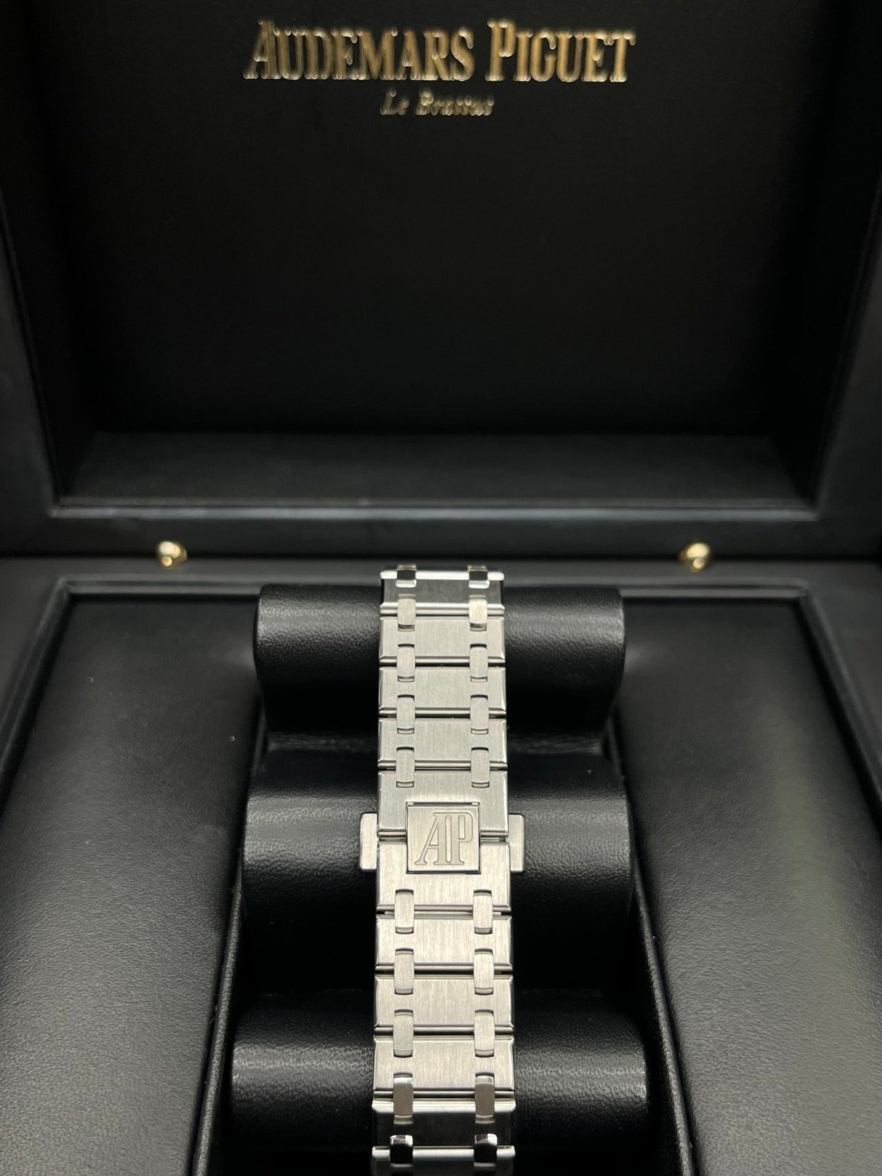 Audemars Piguet Royal Oak Jumbo 39mm Stainless Steel Jumbo Ultra - Thin Blue Dial 15202ST.OO.1240ST.01 - WatchesOff5thWatch