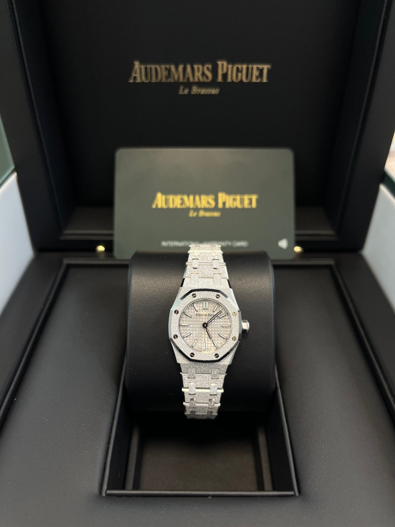 Audemars Piguet Royal Oak Mini FROSTED GOLD QUARTZ 67630BC.GG.1312BC.01 - WatchesOff5thWatch