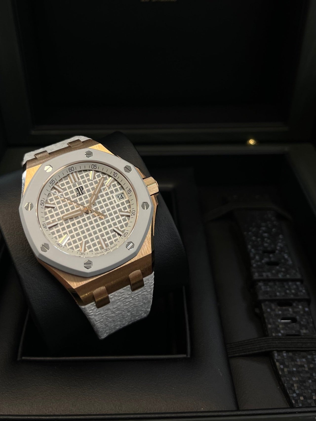 Audemars Piguet Royal Oak Offshore 77605OK.OO.A101CA.01 - WatchesOff5thWatch