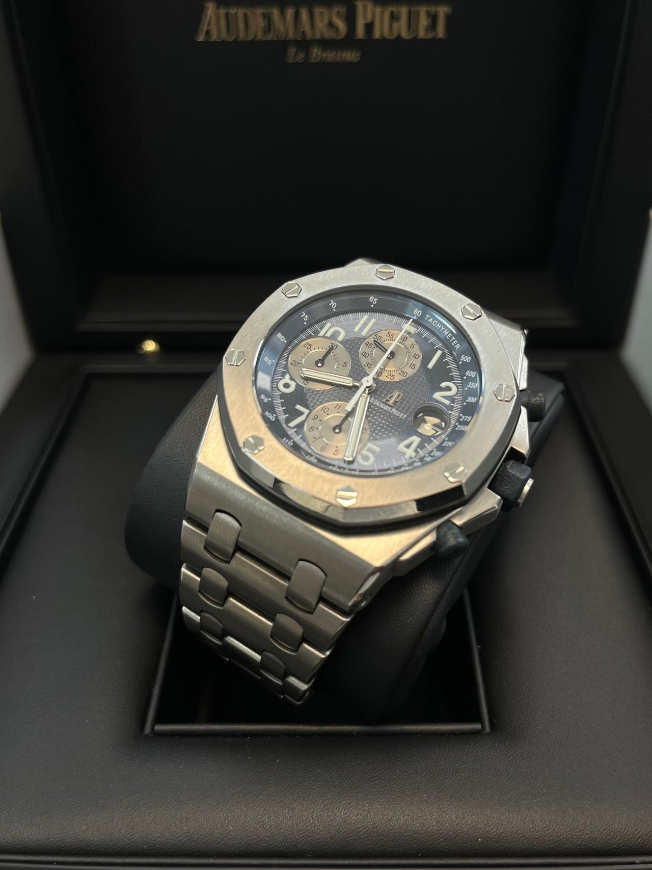 Audemars Piguet Royal Oak Offshore Chronograph 25721TI.OO.1000Ti.02 - WatchesOff5thWatch