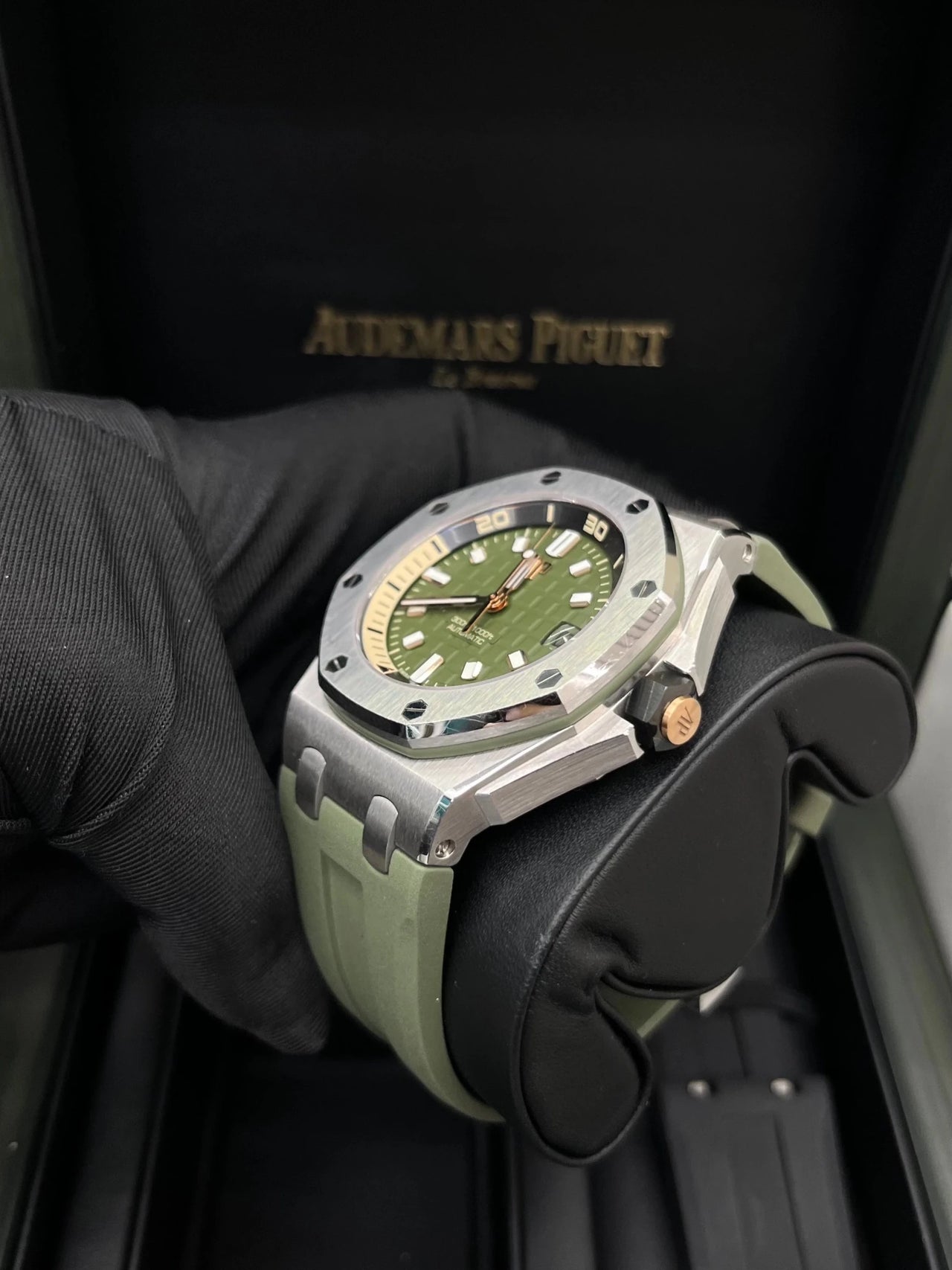 Audemars Piguet Royal Oak Offshore Diver 42mm Stainless Steel Khaki Green Dial Fixed Bezel (Ref 15720ST.OO.A052CA.01) - WatchesOff5thWatch