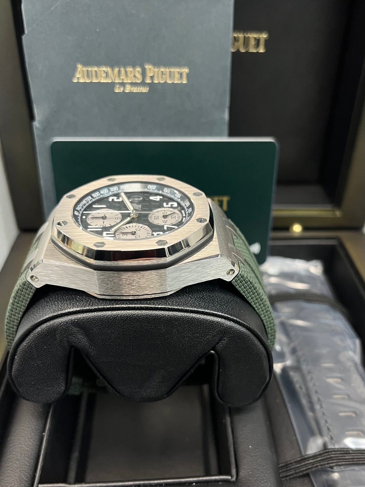 Audemars Piguet ROYAL OAK OFFSHORE SELFWINDING CHRONOGRAPH (Ref# 26238TI.OO.A056CA.01) - WatchesOff5thWatch