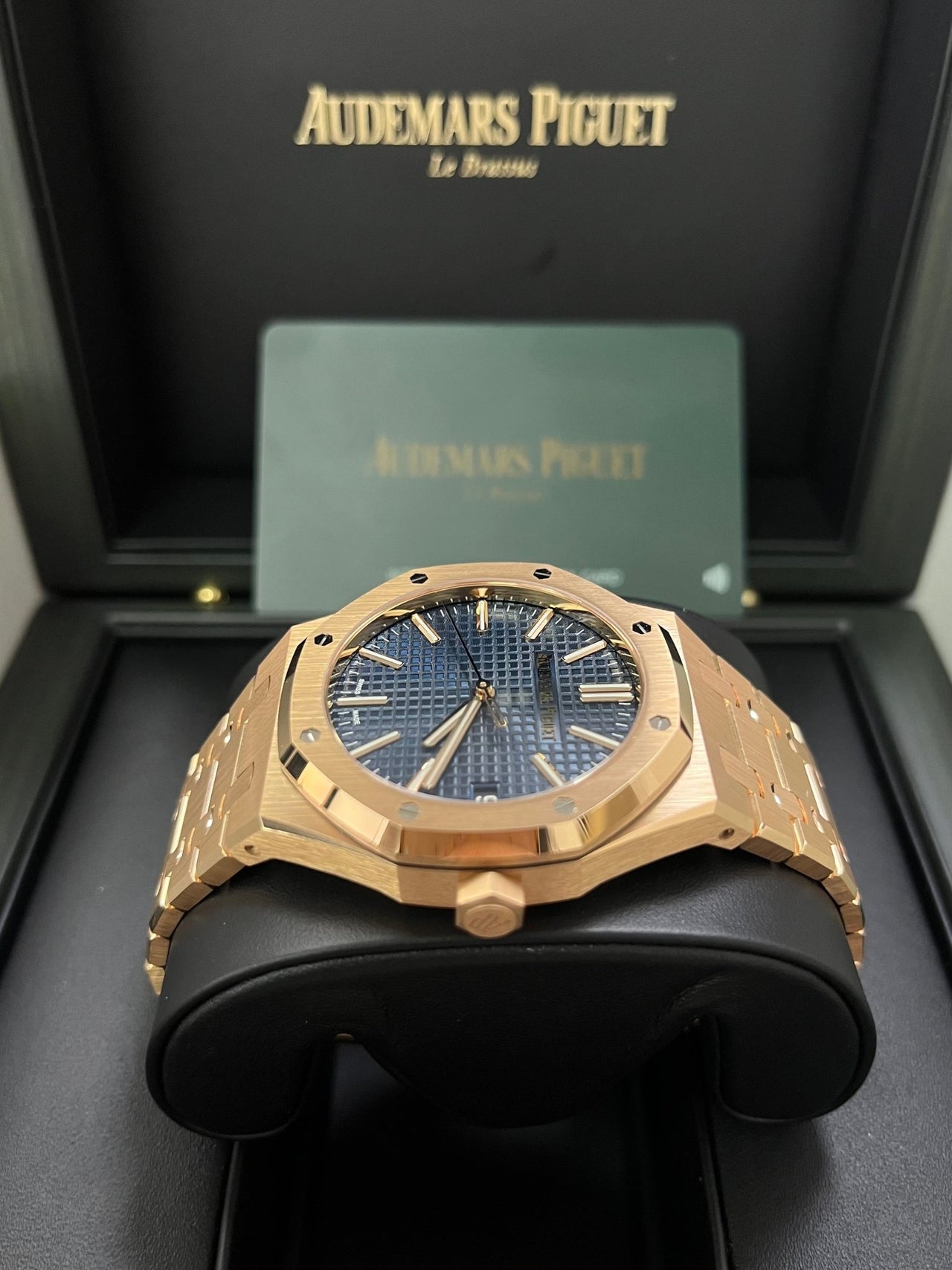 Audemars Piguet Royal Oak Selfwinding 2023 Release ROYAL OAK SELFWINDING Rose Gold Blue Dial 41mm 15510OR.OO.1320OR.03 - WatchesOff5thWatch