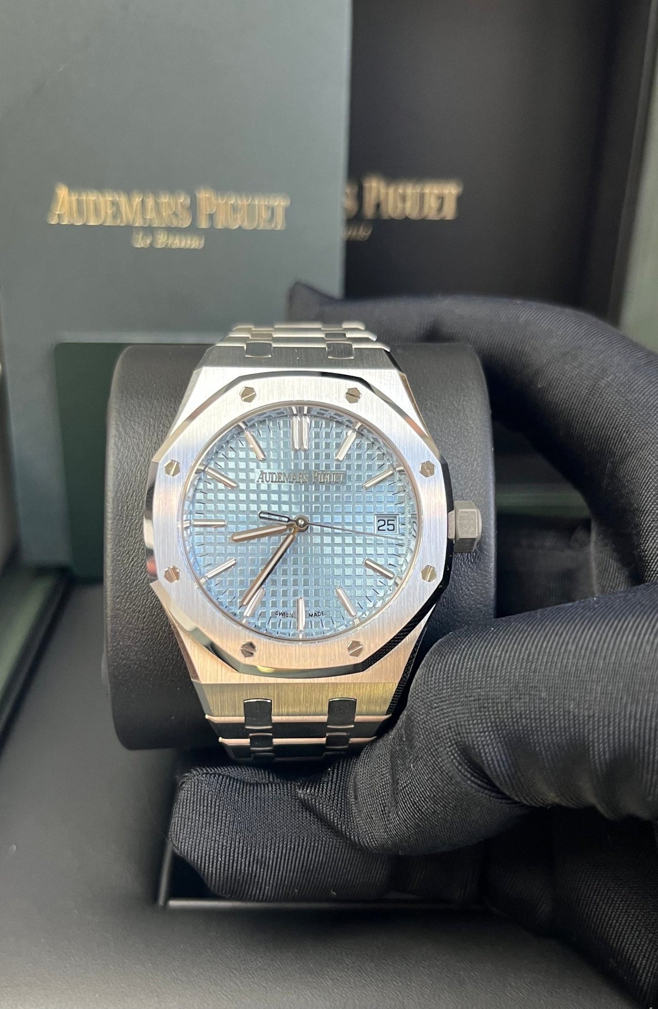 Audemars Piguet Royal Oak Selfwinding 37mm Ice Blue Dial 15550ST.OO.1356ST.08 - WatchesOff5th