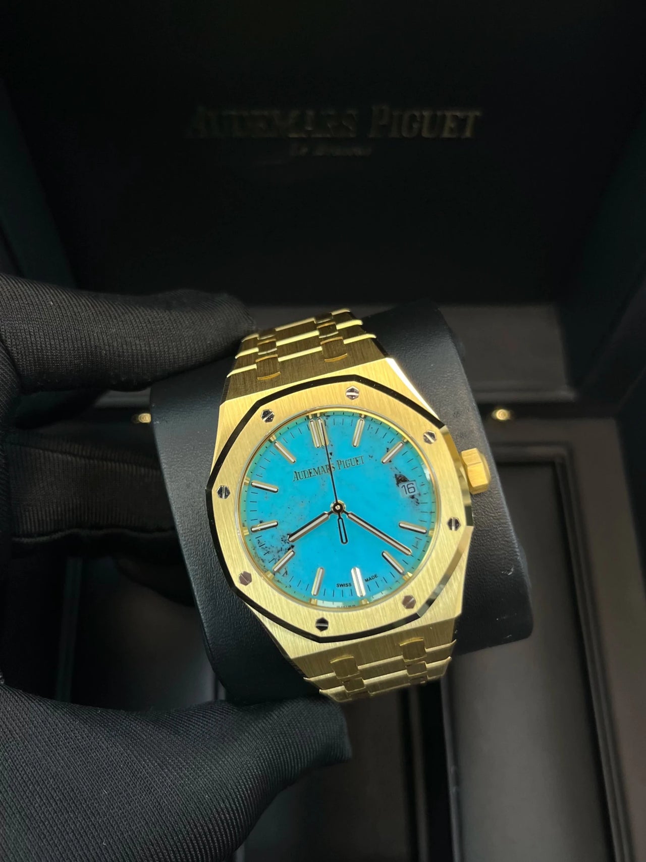 Audemars Piguet Royal Oak Selfwinding 37mm (Ref 15550BA.OO.1356BA.01) - WatchesOff5thWatch