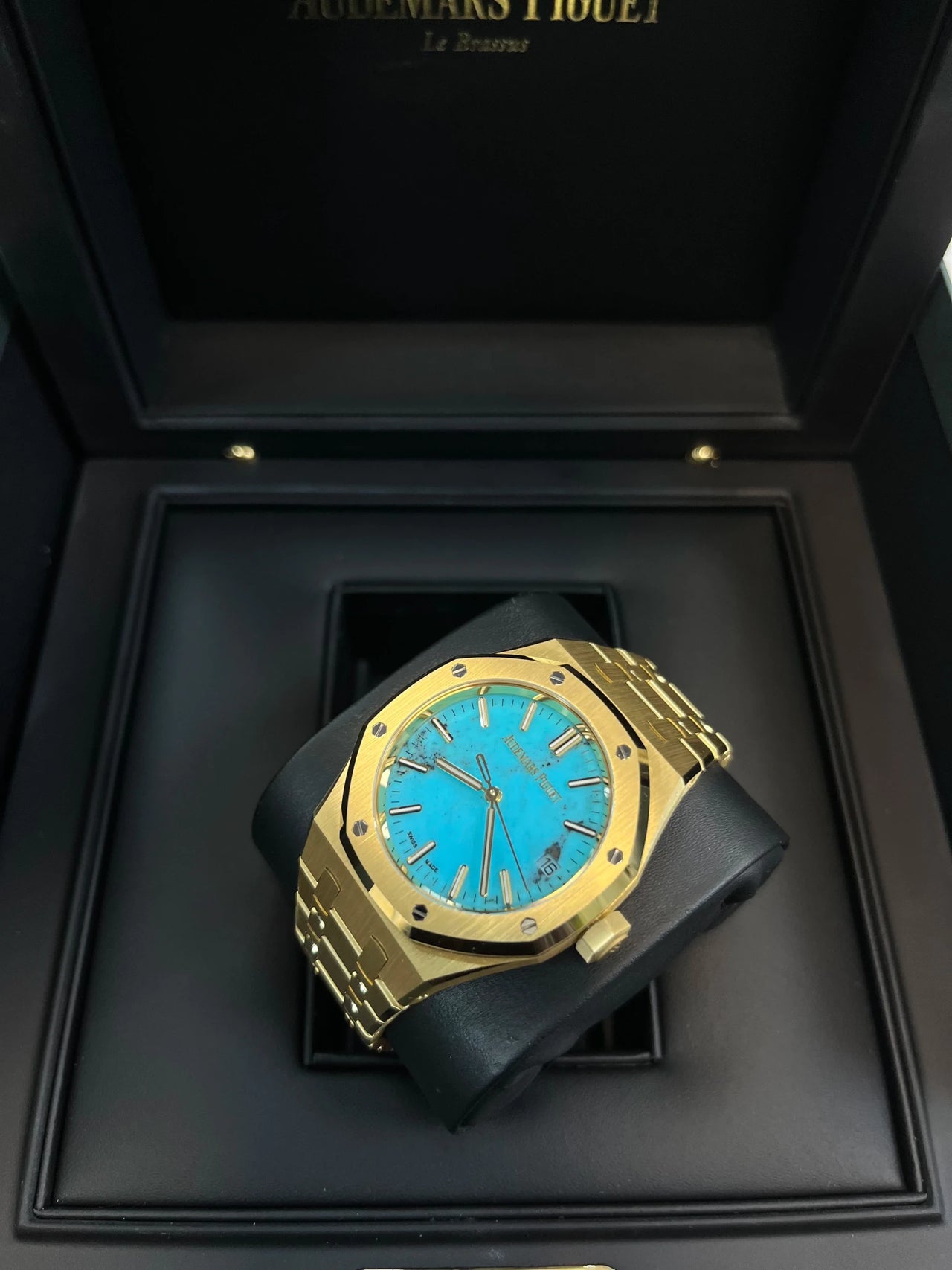 Audemars Piguet Royal Oak Selfwinding 37mm (Ref 15550BA.OO.1356BA.01) - WatchesOff5thWatch