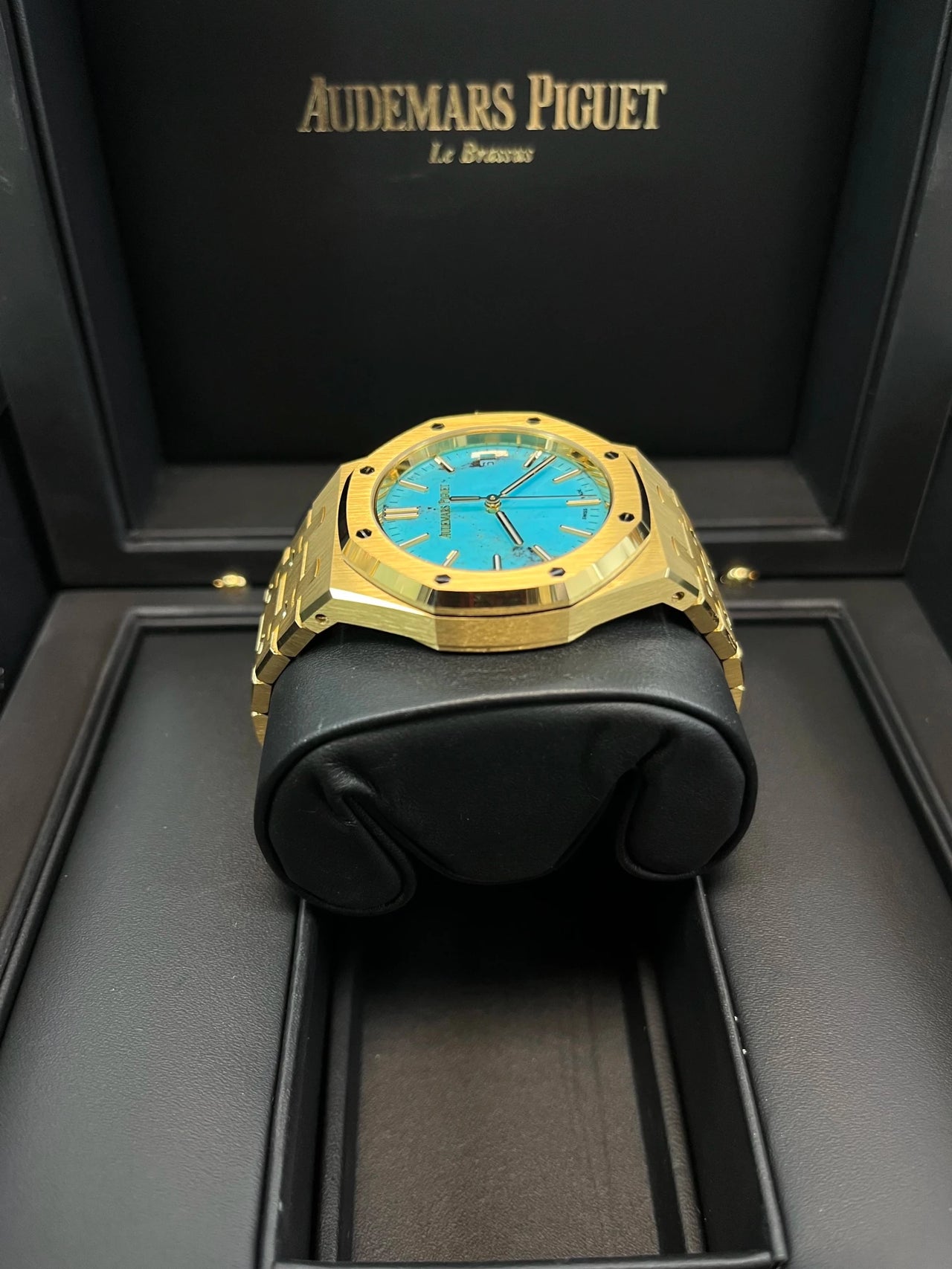 Audemars Piguet Royal Oak Selfwinding 37mm (Ref 15550BA.OO.1356BA.01) - WatchesOff5thWatch