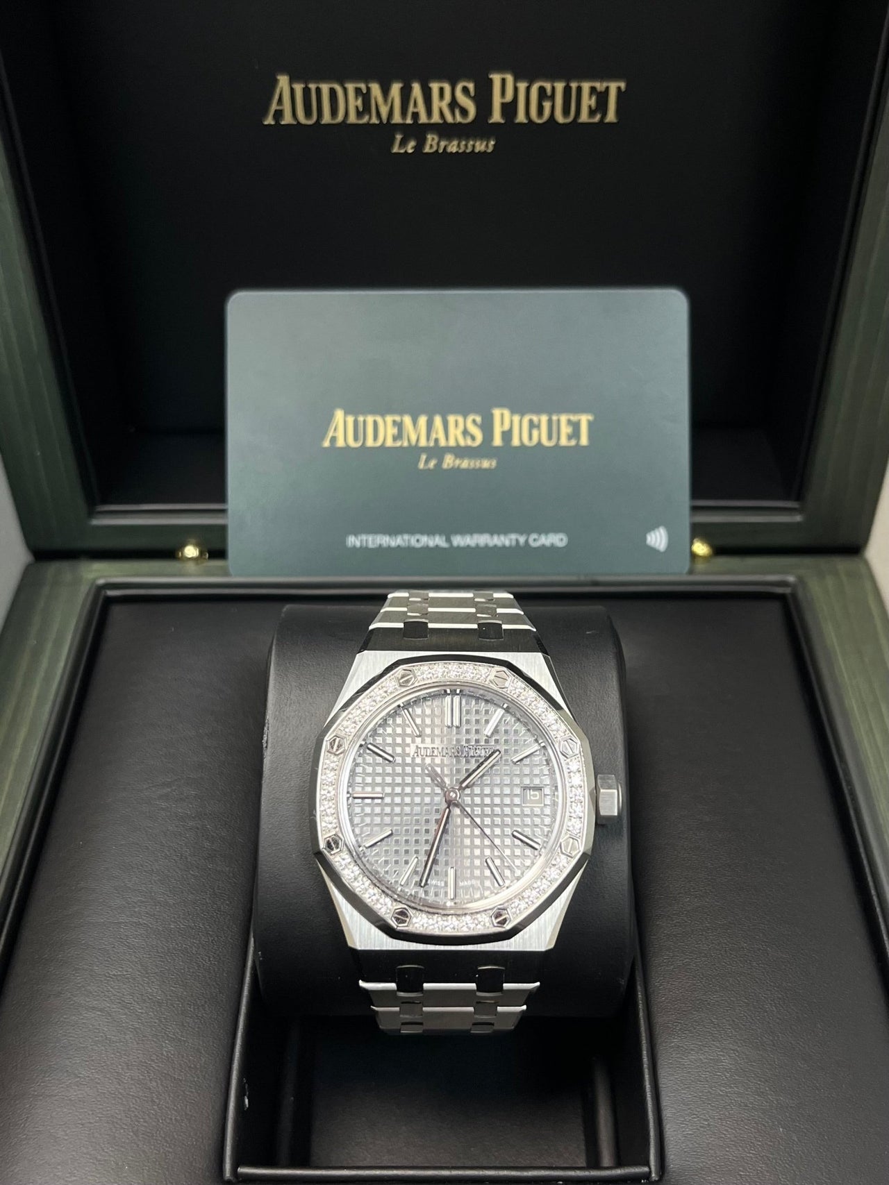 Audemars Piguet Royal Oak Selfwinding 50th Anniversary 15551ST.ZZ.1356ST.03 - WatchesOff5thWatch