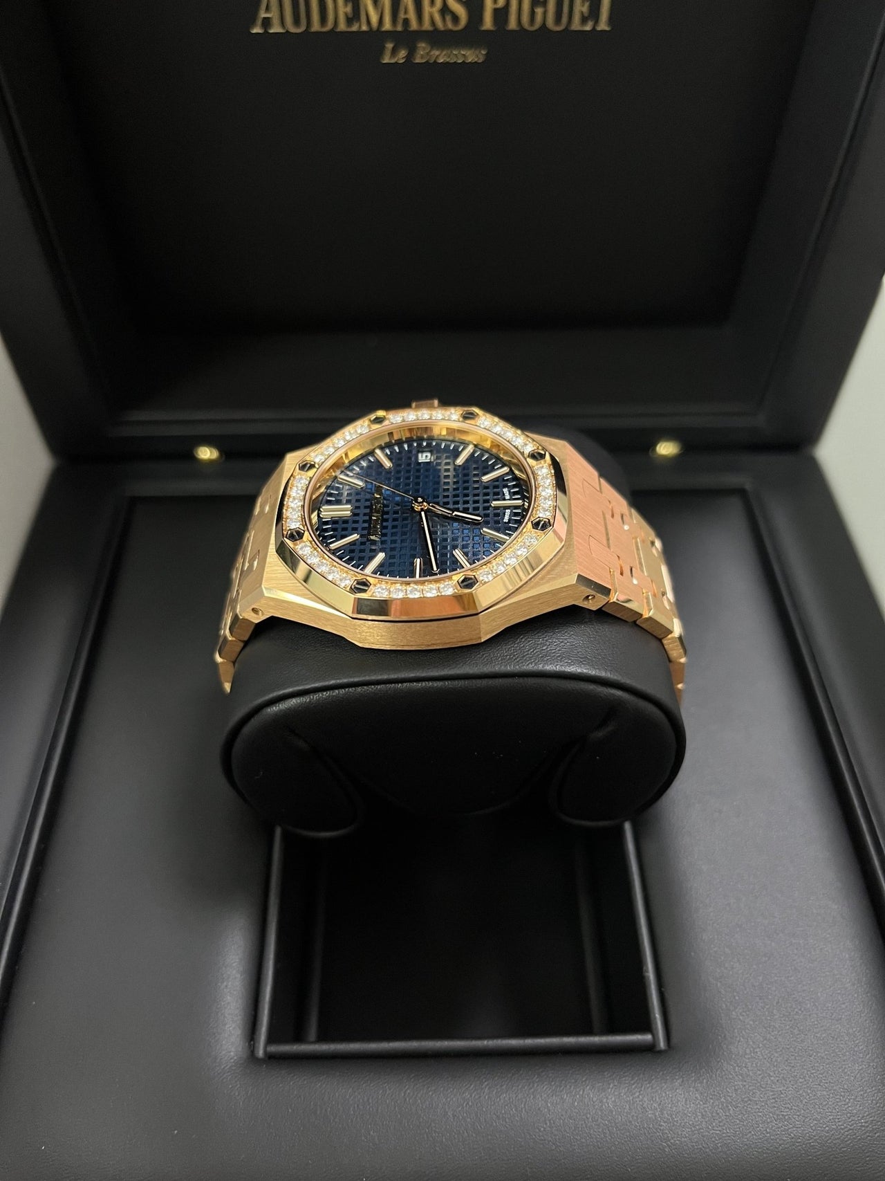 Audemars Piguet Royal Oak Selfwinding 50th Anniversary Blue Dial 15551OR.ZZ.1356OR.02 - WatchesOff5thWatch