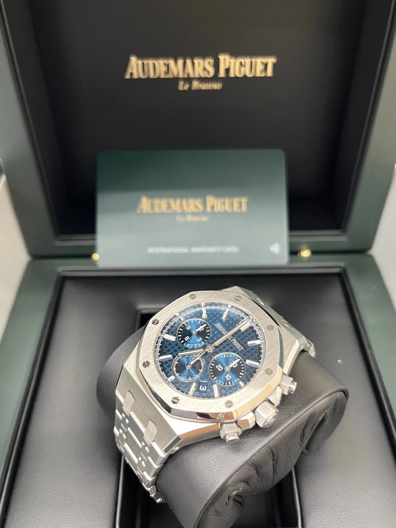 Audemars Piguet Royal Oak Selfwinding Chronograph Blue Dial (Ref 26715ST.OO.1356ST.01) - WatchesOff5thWatch